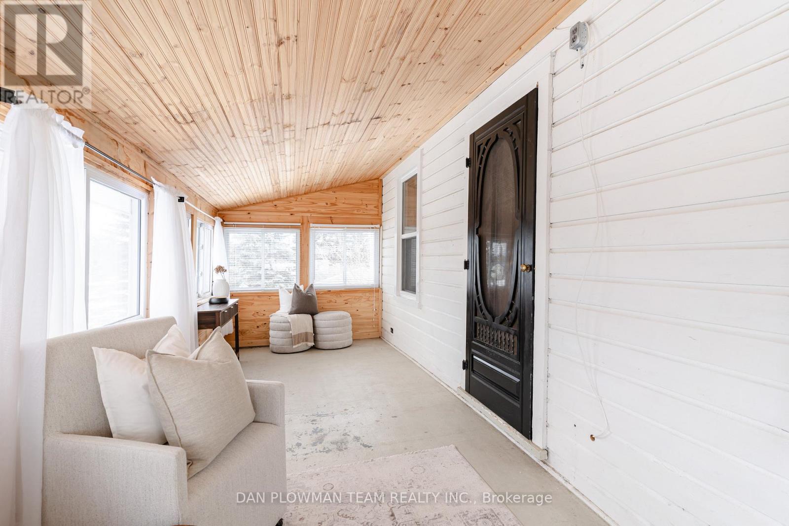 48 Dunn Street, Kawartha Lakes, Ontario  K0M 1A0 - Photo 37 - X12921704