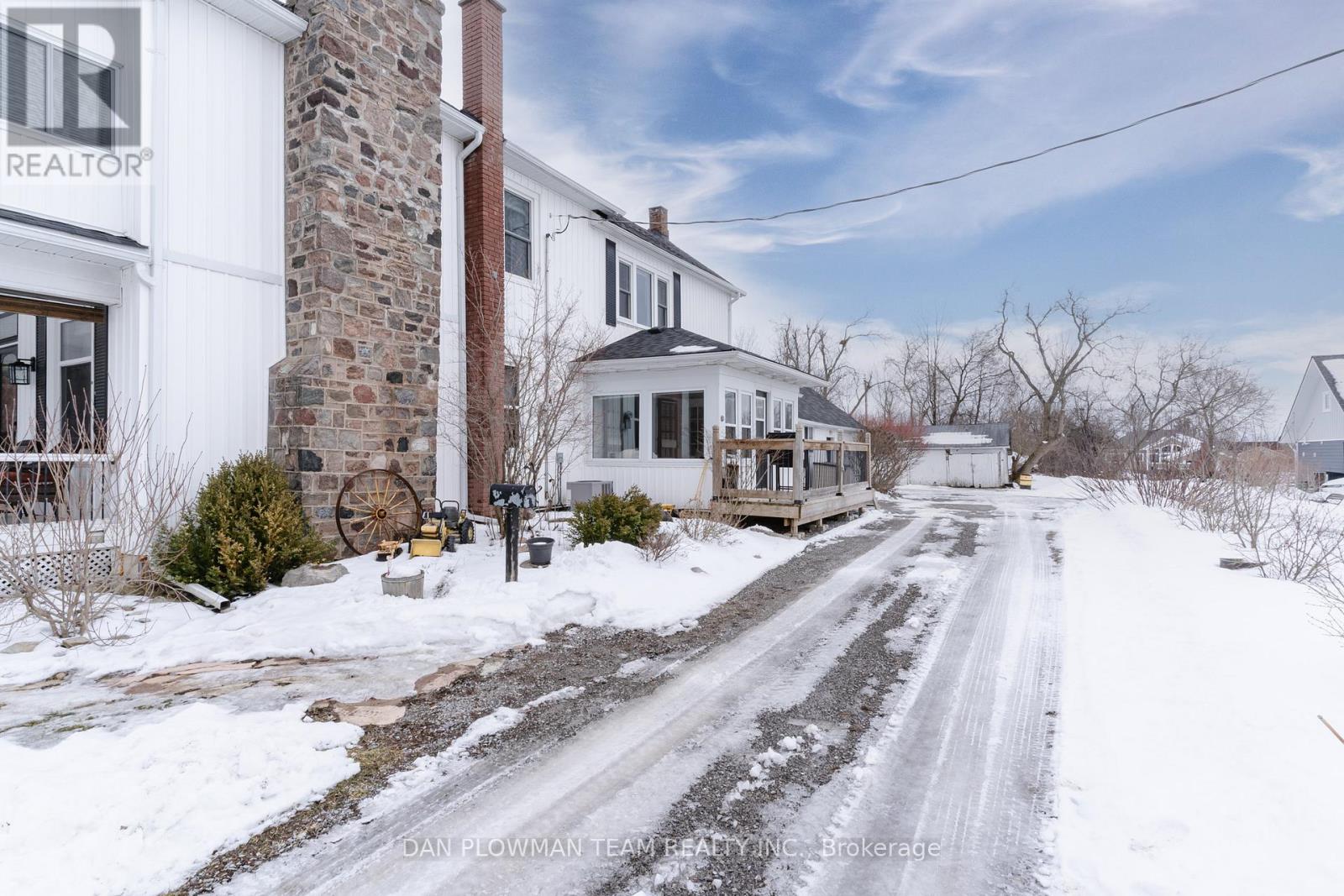 48 Dunn Street, Kawartha Lakes, Ontario  K0M 1A0 - Photo 4 - X12921704