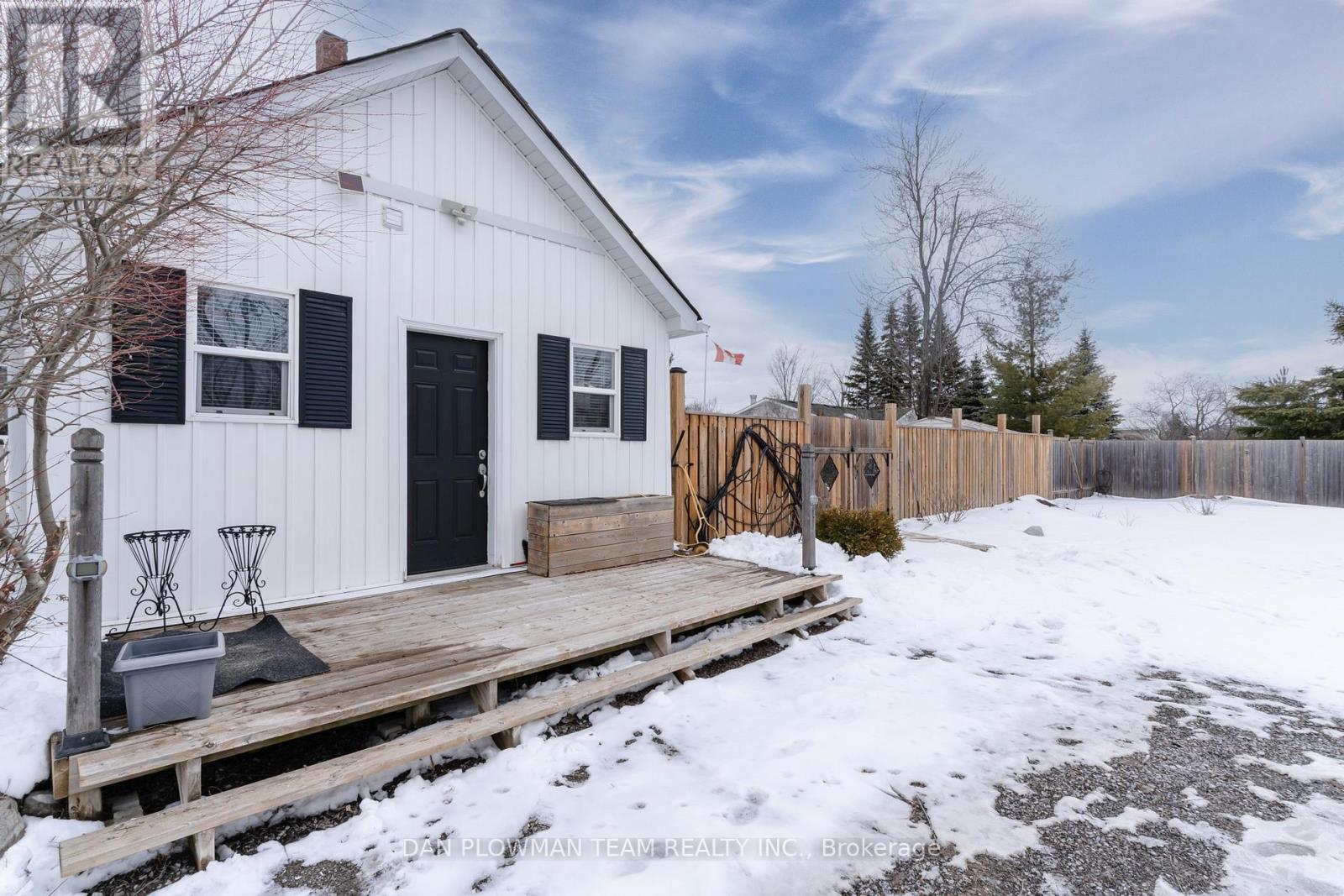 48 Dunn Street, Kawartha Lakes, Ontario  K0M 1A0 - Photo 43 - X12921704