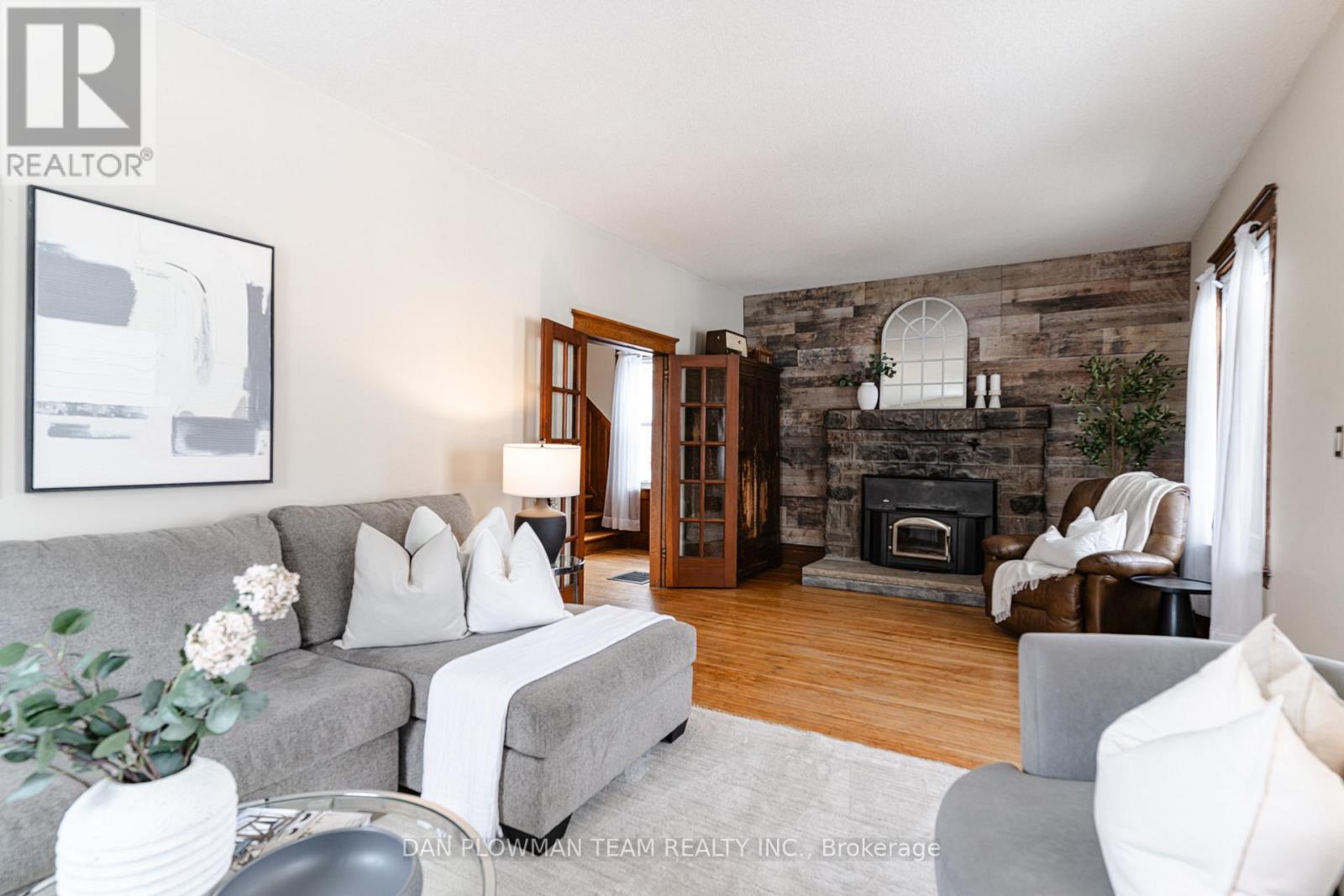 48 Dunn Street, Kawartha Lakes, Ontario  K0M 1A0 - Photo 8 - X12921704