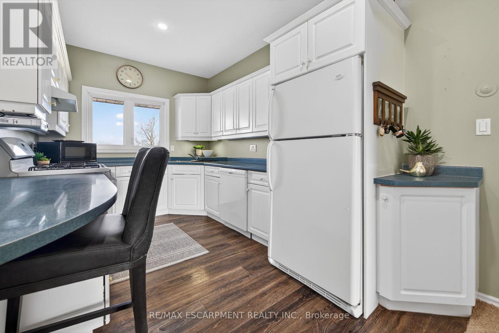 2 Foxlow Crescent, Haldimand, Ontario  N0A 1E0 - Photo 14 - X12921762