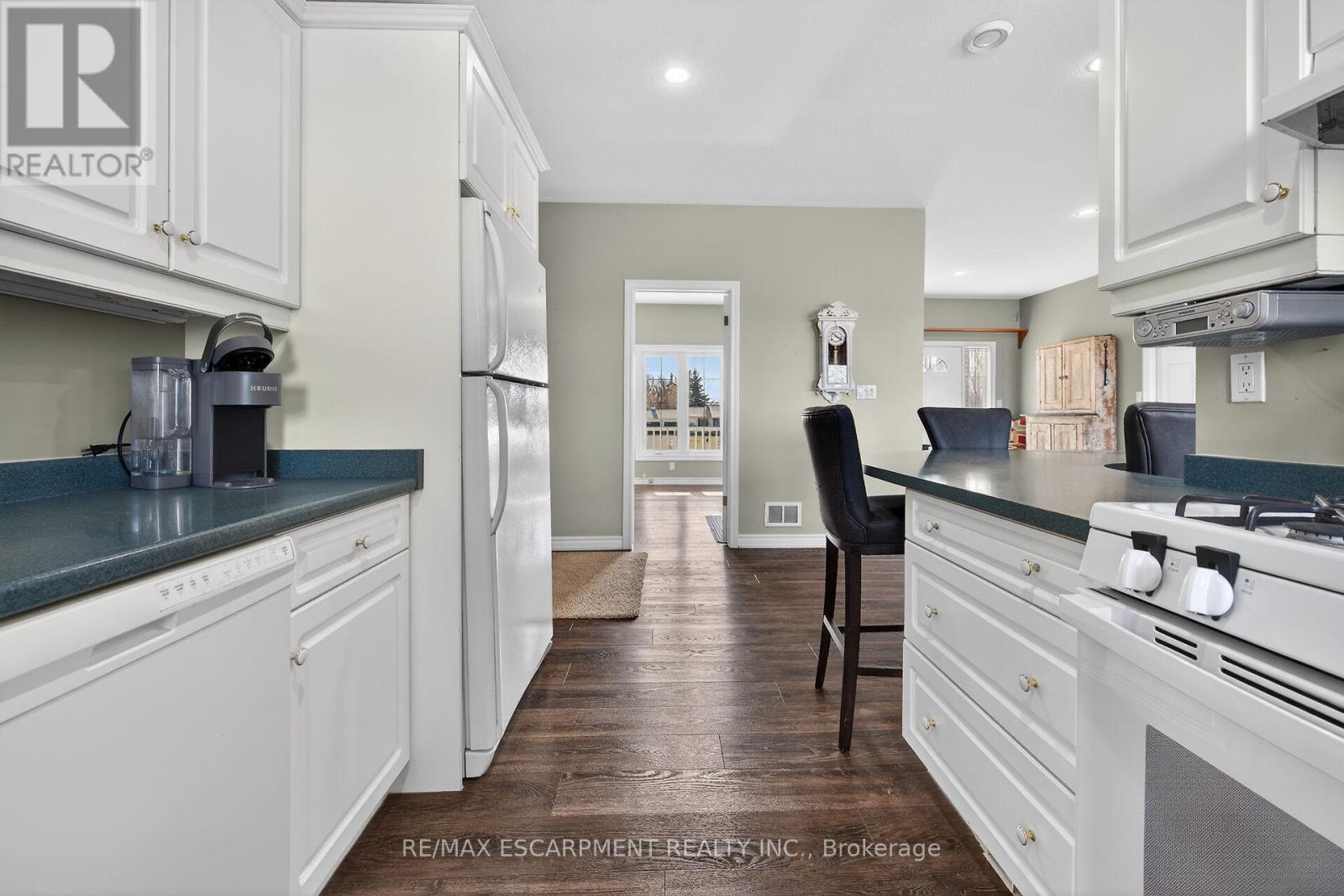 2 Foxlow Crescent, Haldimand, Ontario  N0A 1E0 - Photo 15 - X12921762