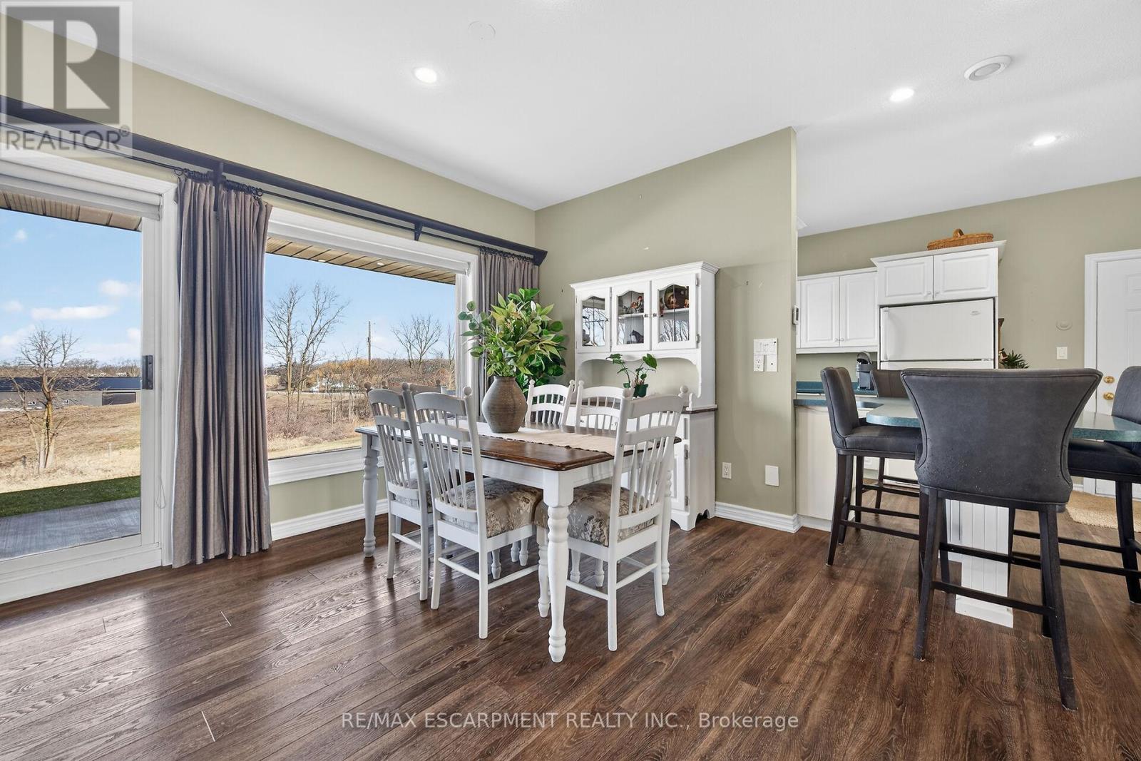 2 Foxlow Crescent, Haldimand, Ontario  N0A 1E0 - Photo 17 - X12921762