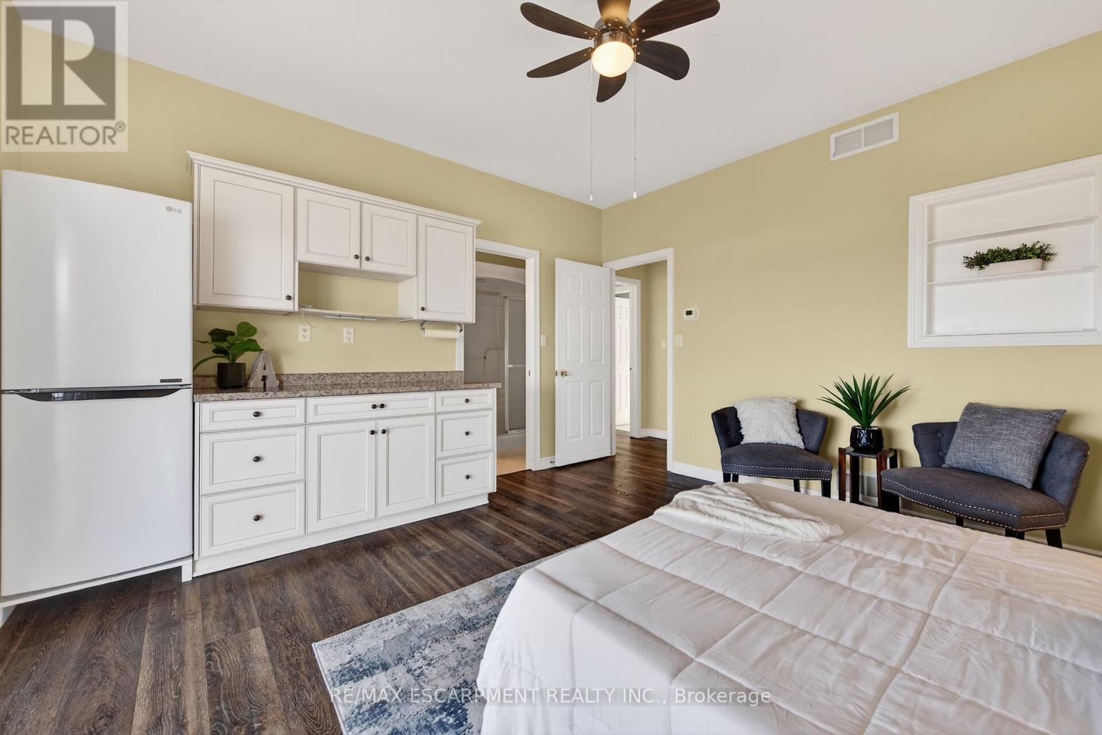 2 Foxlow Crescent, Haldimand, Ontario  N0A 1E0 - Photo 22 - X12921762