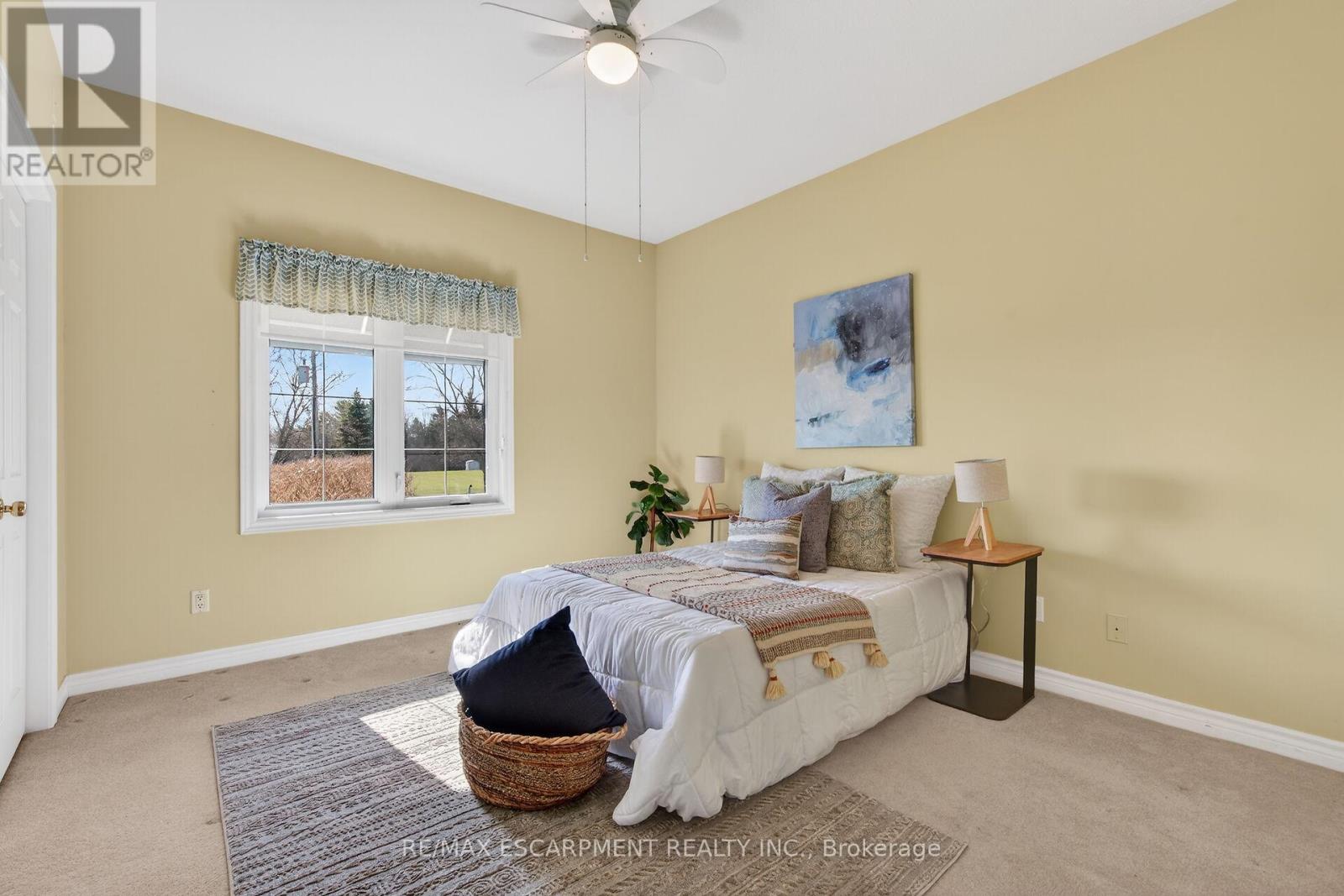 2 Foxlow Crescent, Haldimand, Ontario  N0A 1E0 - Photo 24 - X12921762