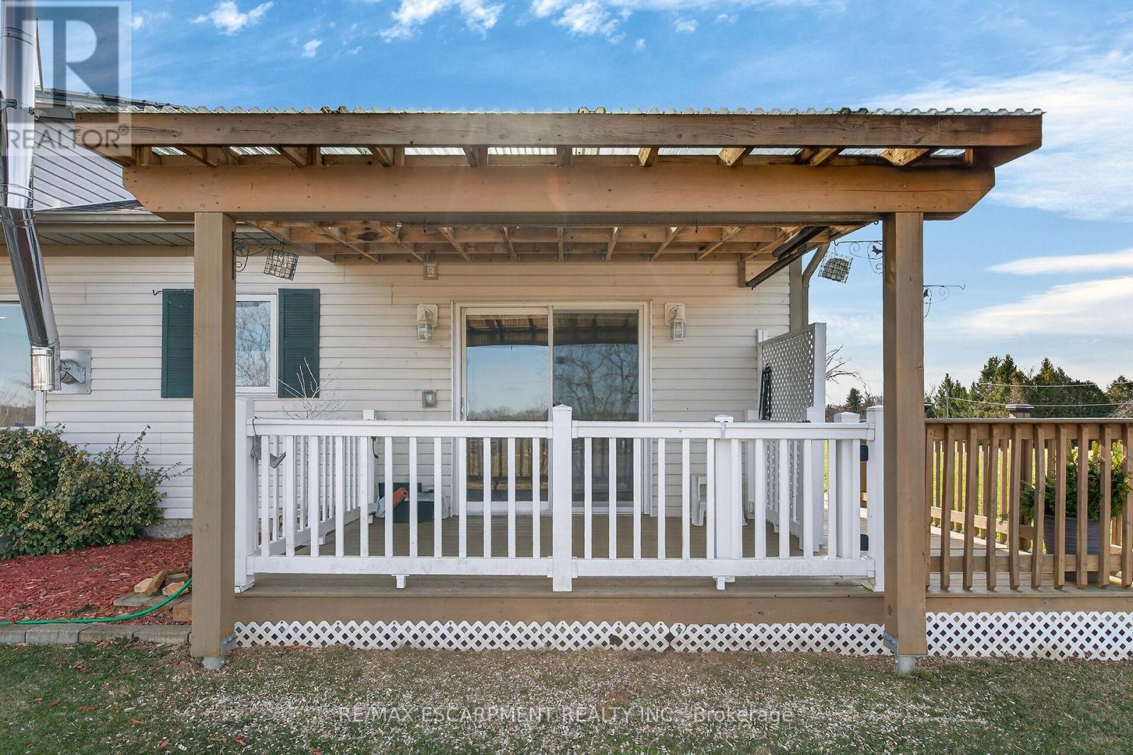 2 Foxlow Crescent, Haldimand, Ontario  N0A 1E0 - Photo 33 - X12921762