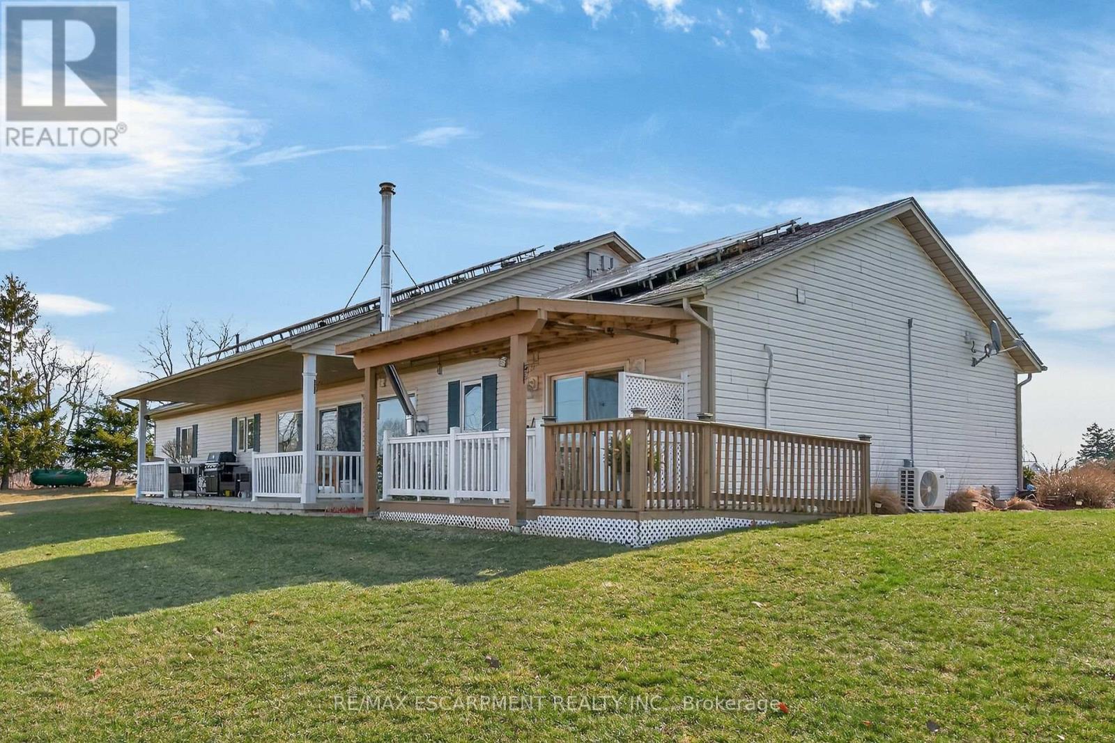 2 Foxlow Crescent, Haldimand, Ontario  N0A 1E0 - Photo 34 - X12921762