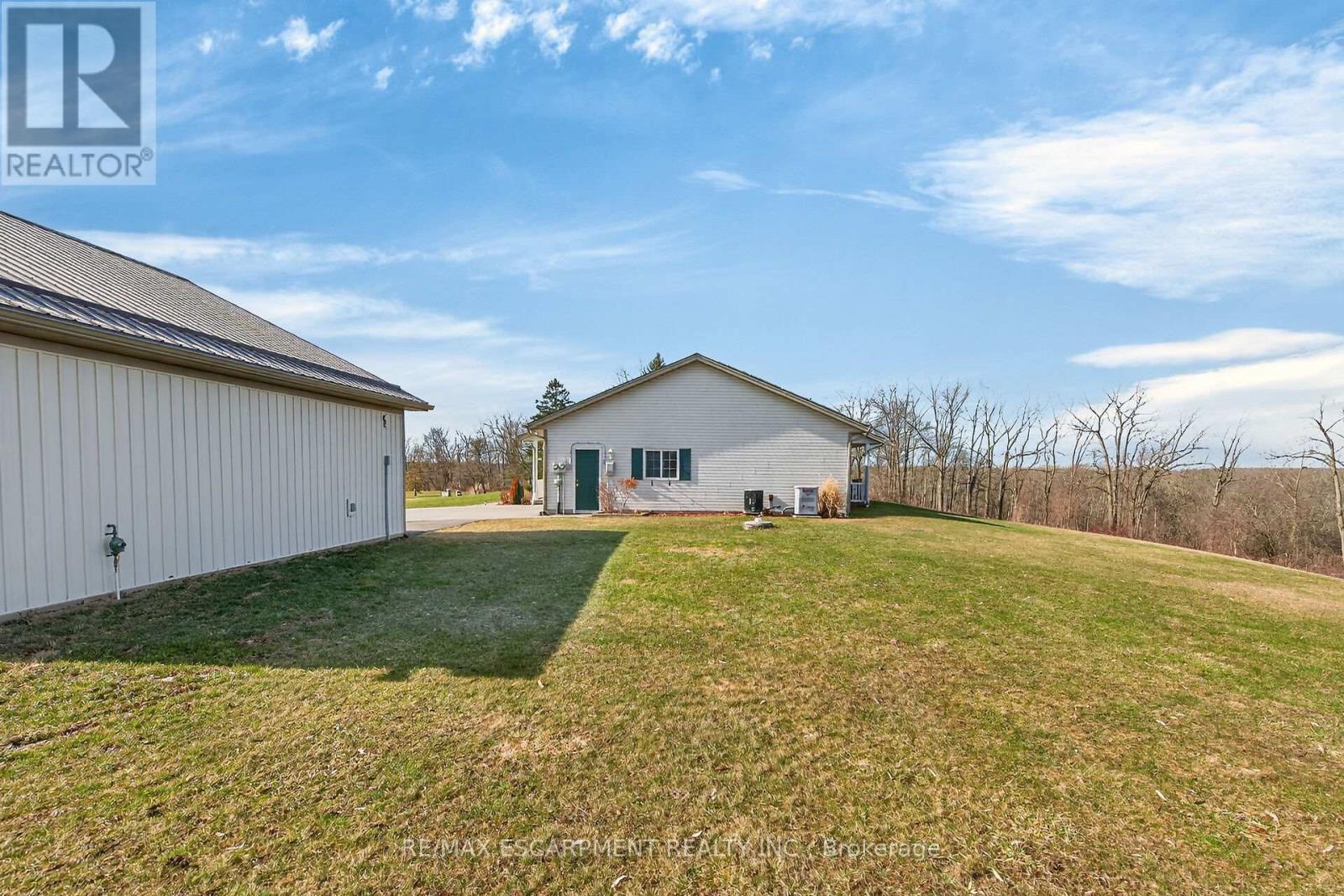 2 Foxlow Crescent, Haldimand, Ontario  N0A 1E0 - Photo 38 - X12921762