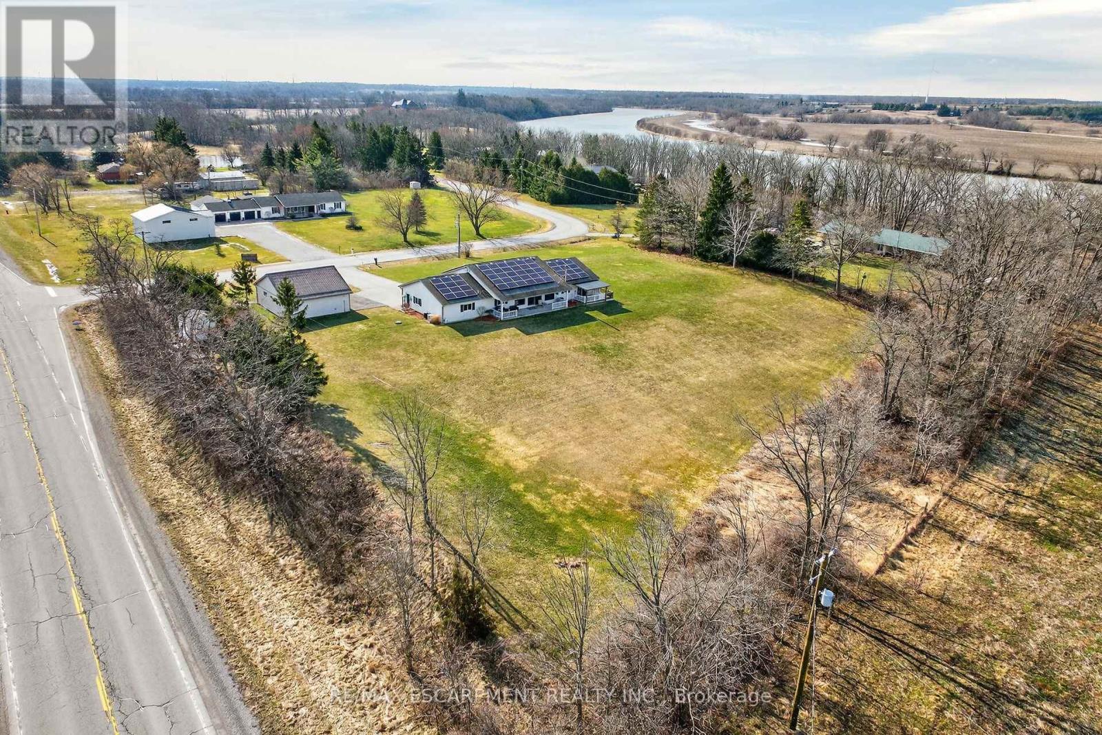 2 Foxlow Crescent, Haldimand, Ontario  N0A 1E0 - Photo 46 - X12921762