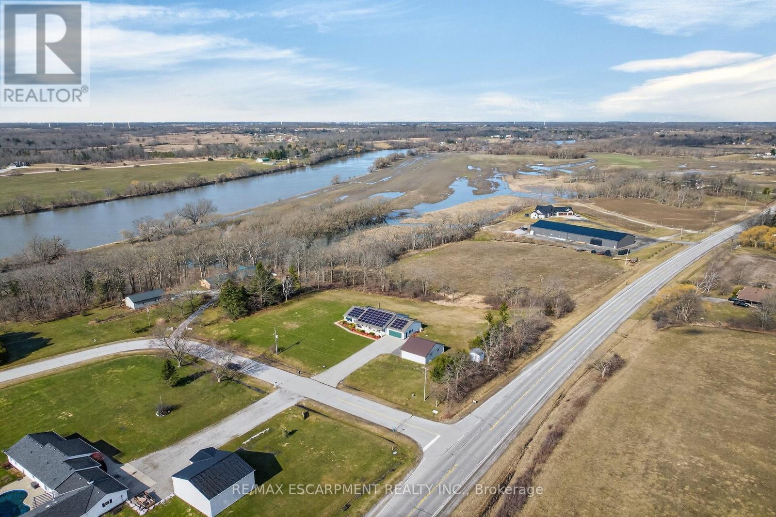 2 Foxlow Crescent, Haldimand, Ontario  N0A 1E0 - Photo 47 - X12921762