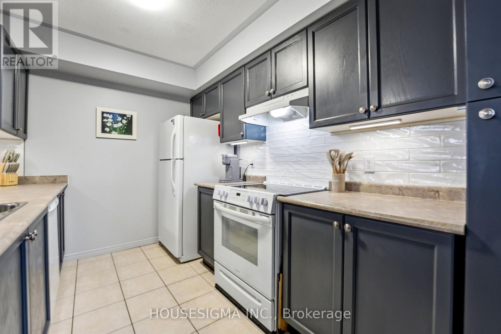 C - 123 Whitlaw Way, Brant, Ontario  N3L 4C9 - Photo 12 - X12921786