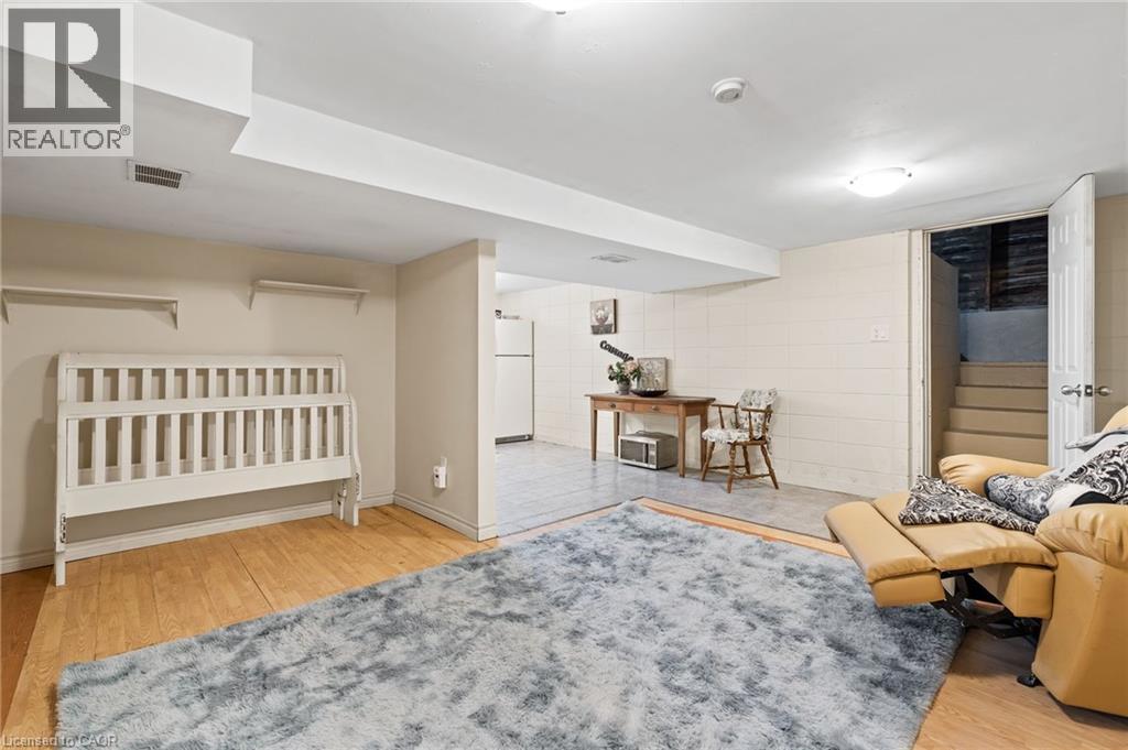 2 Carleton Street N, Thorold, Ontario  L2V 2A3 - Photo 23 - 40815220