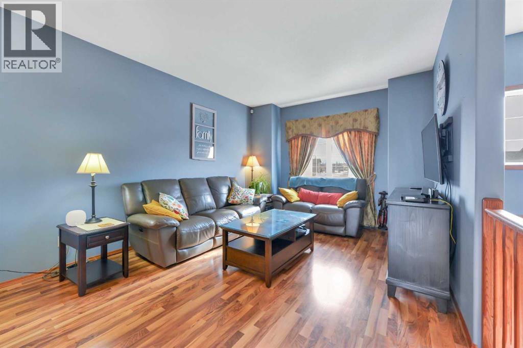 191 Inglewood Drive, Red Deer, Alberta  T4R 3S3 - Photo 4 - A2288562