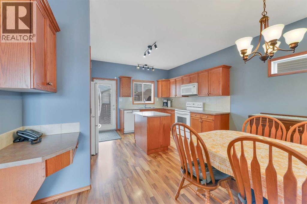 191 Inglewood Drive, Red Deer, Alberta  T4R 3S3 - Photo 7 - A2288562