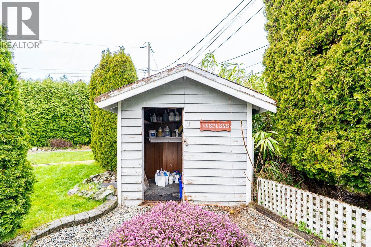 8651 Kilgour Place, Richmond, British Columbia  V7C 3P9 - Photo 38 - R3103021