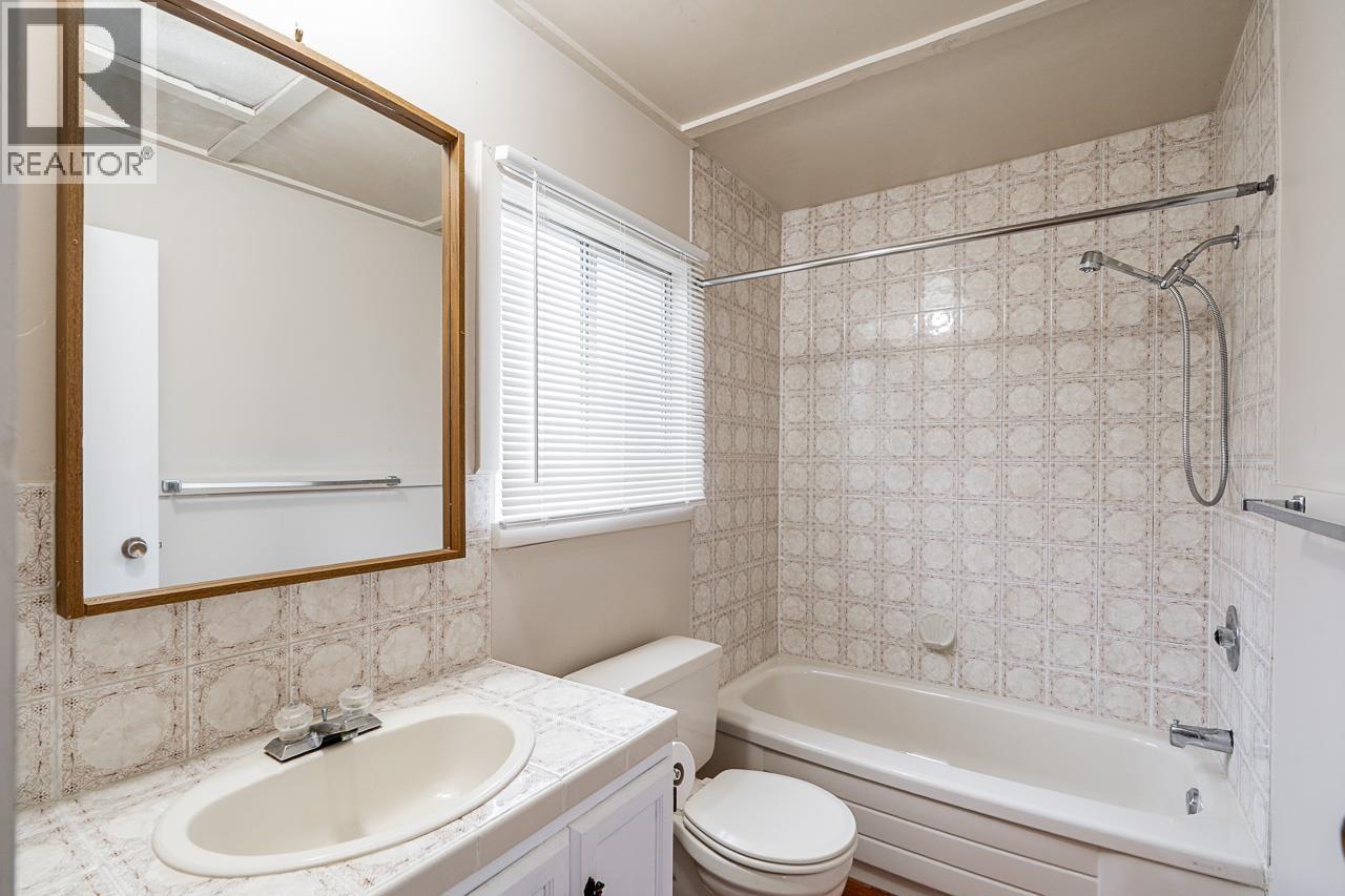 8651 Kilgour Place, Richmond, British Columbia  V7C 3P9 - Photo 37 - R3103021