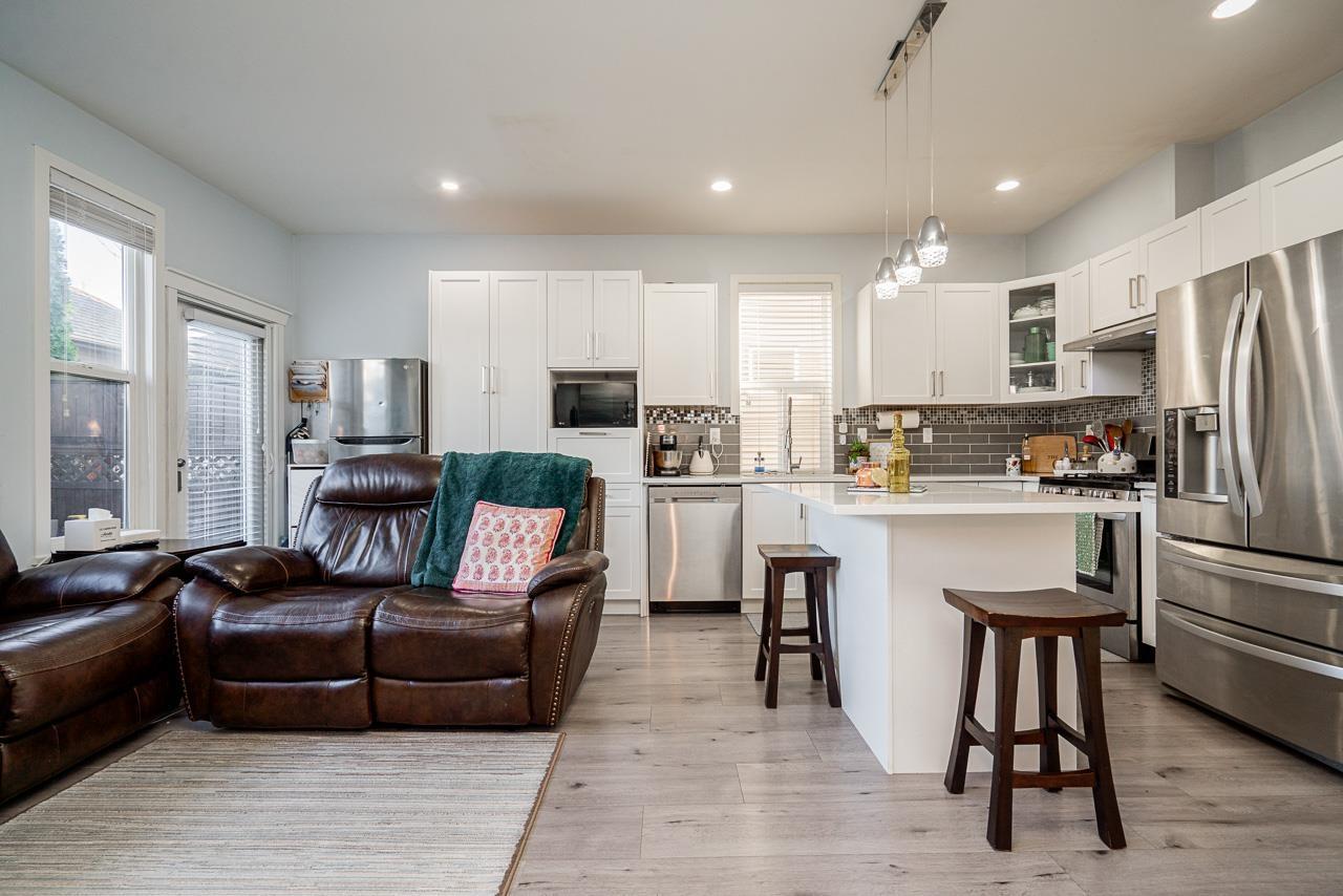 6926 190 Street, Surrey, British Columbia  V4N 5P1 - Photo 10 - R3103567