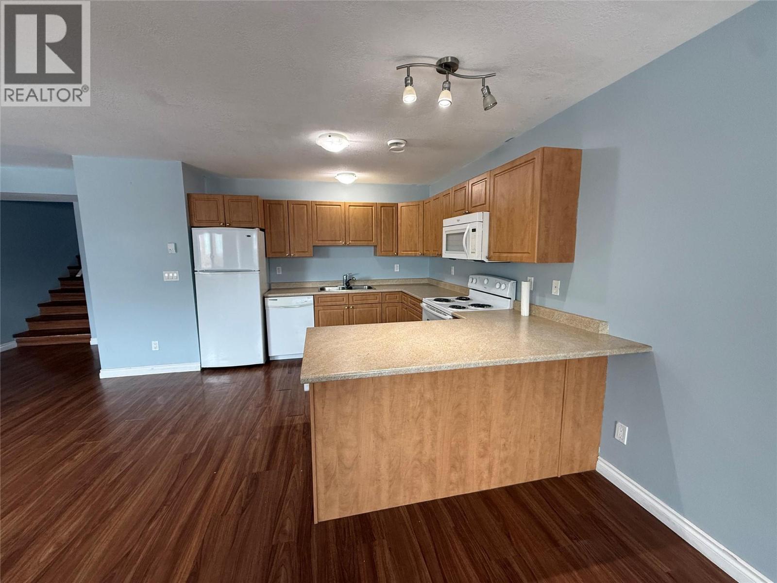 804 88 Street, Dawson Creek, British Columbia  V1G 0C9 - Photo 4 - 10380718