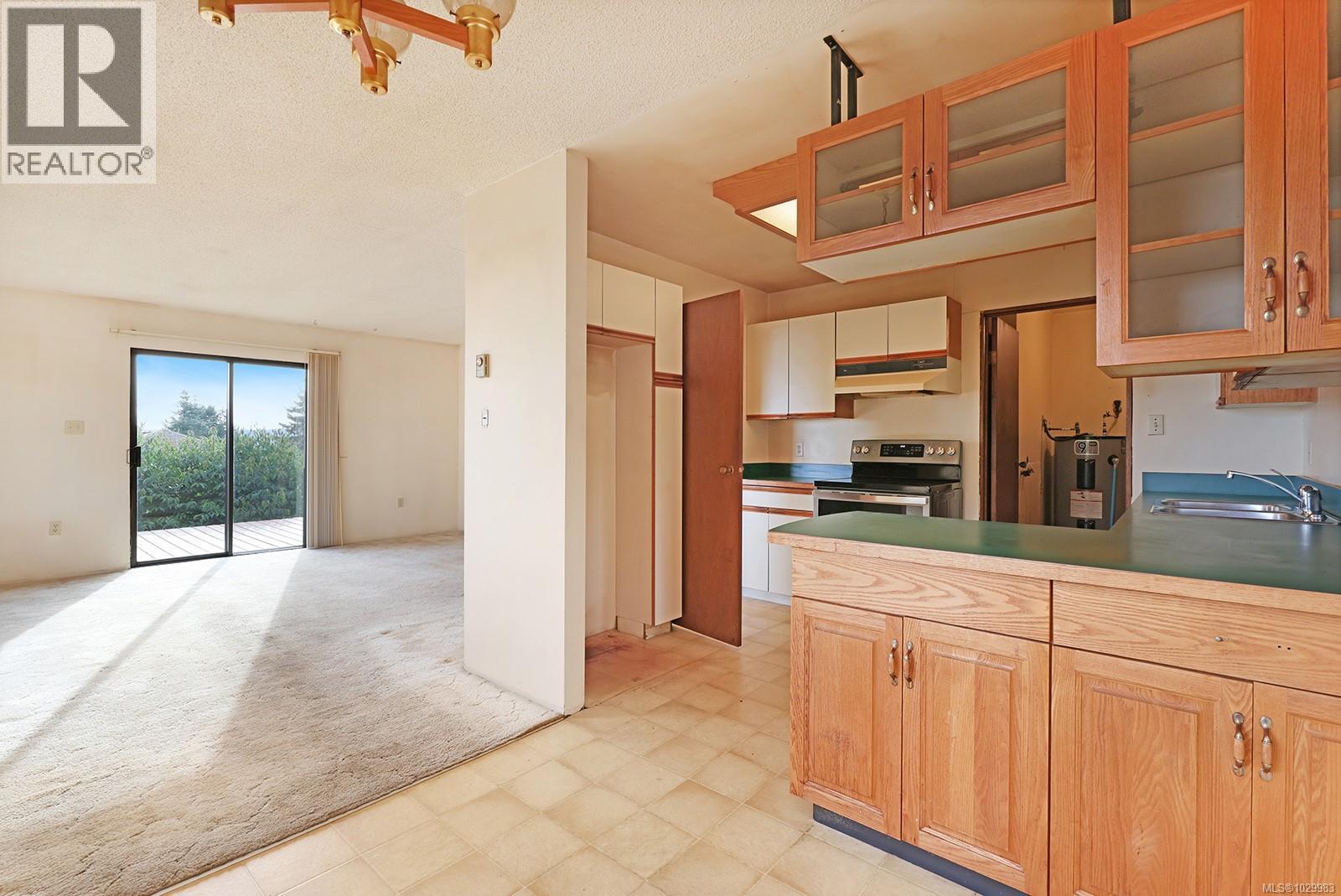 5608 4th St, Union Bay, British Columbia  V0R 3B0 - Photo 13 - 1029983