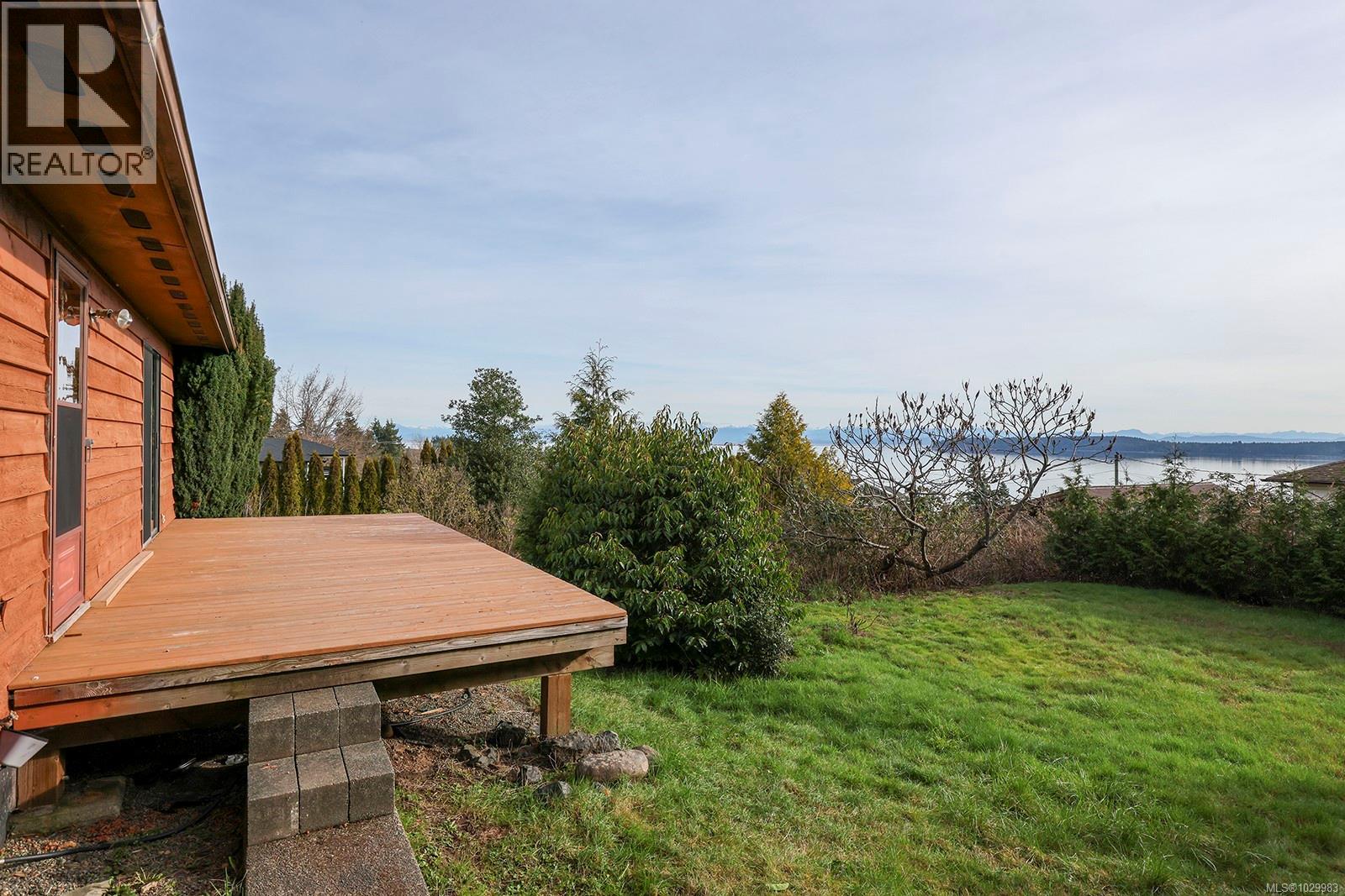 5608 4th St, Union Bay, British Columbia  V0R 3B0 - Photo 24 - 1029983