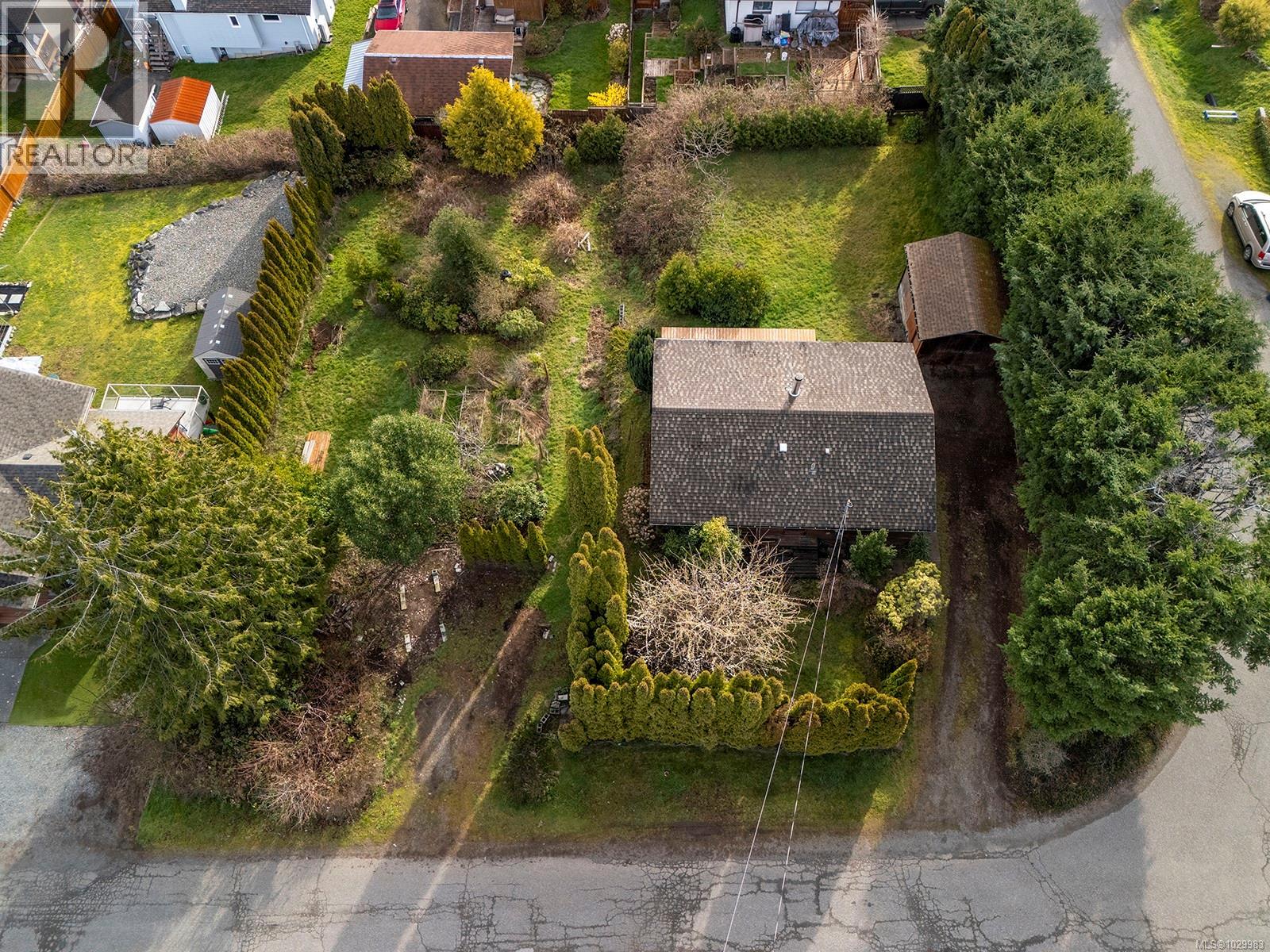 5608 4th St, Union Bay, British Columbia  V0R 3B0 - Photo 22 - 1029983