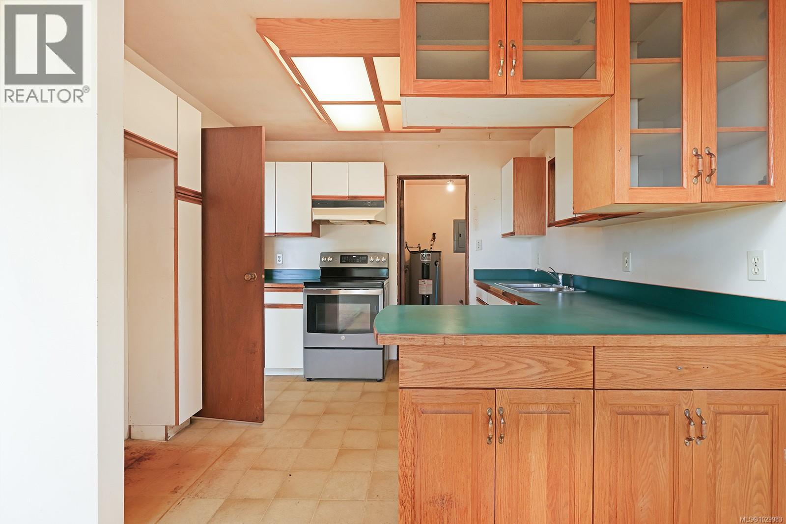 5608 4th St, Union Bay, British Columbia  V0R 3B0 - Photo 14 - 1029983