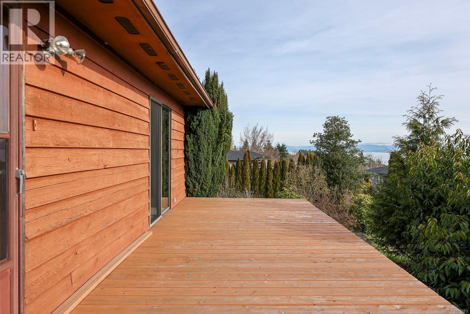 5608 4th St, Union Bay, British Columbia  V0R 3B0 - Photo 21 - 1029983