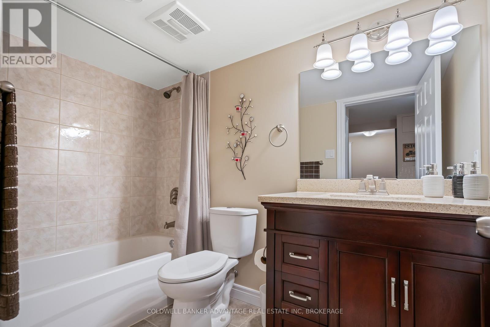 23 - 125 Woodlawn Road, Welland, Ontario  L3C 7B5 - Photo 23 - X12921806