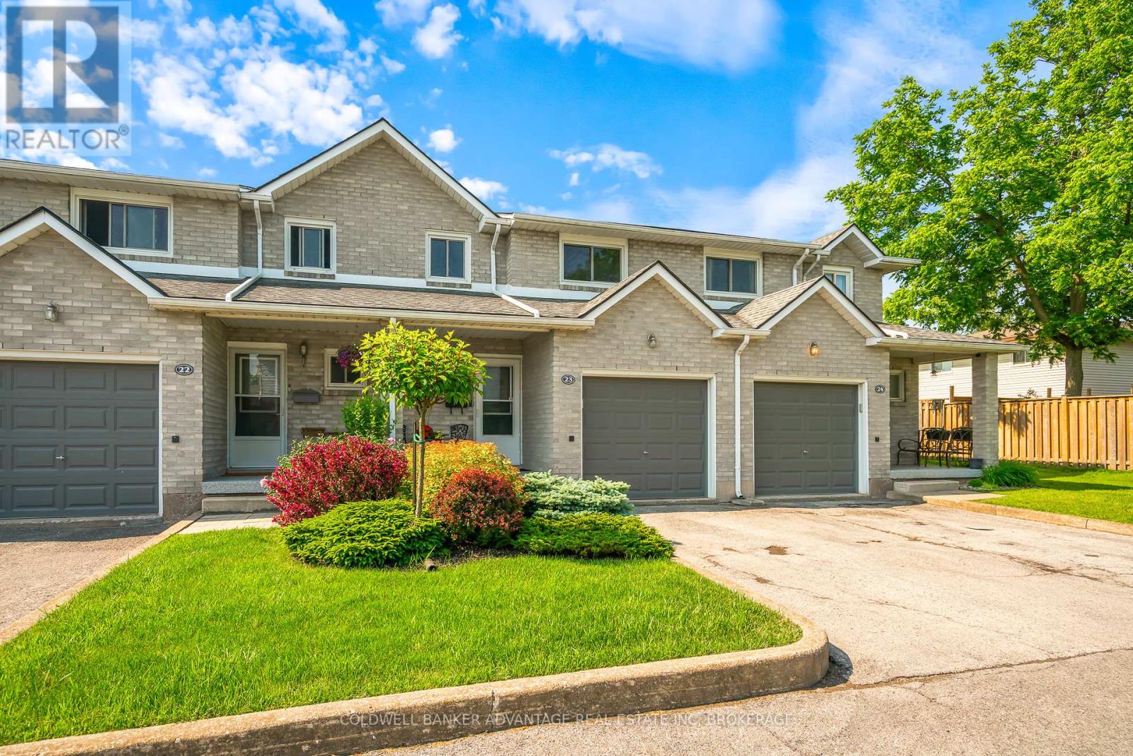 23 - 125 Woodlawn Road, Welland, Ontario  L3C 7B5 - Photo 3 - X12921806