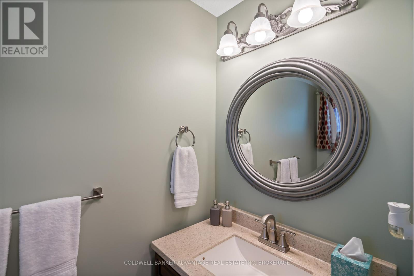 23 - 125 Woodlawn Road, Welland, Ontario  L3C 7B5 - Photo 6 - X12921806