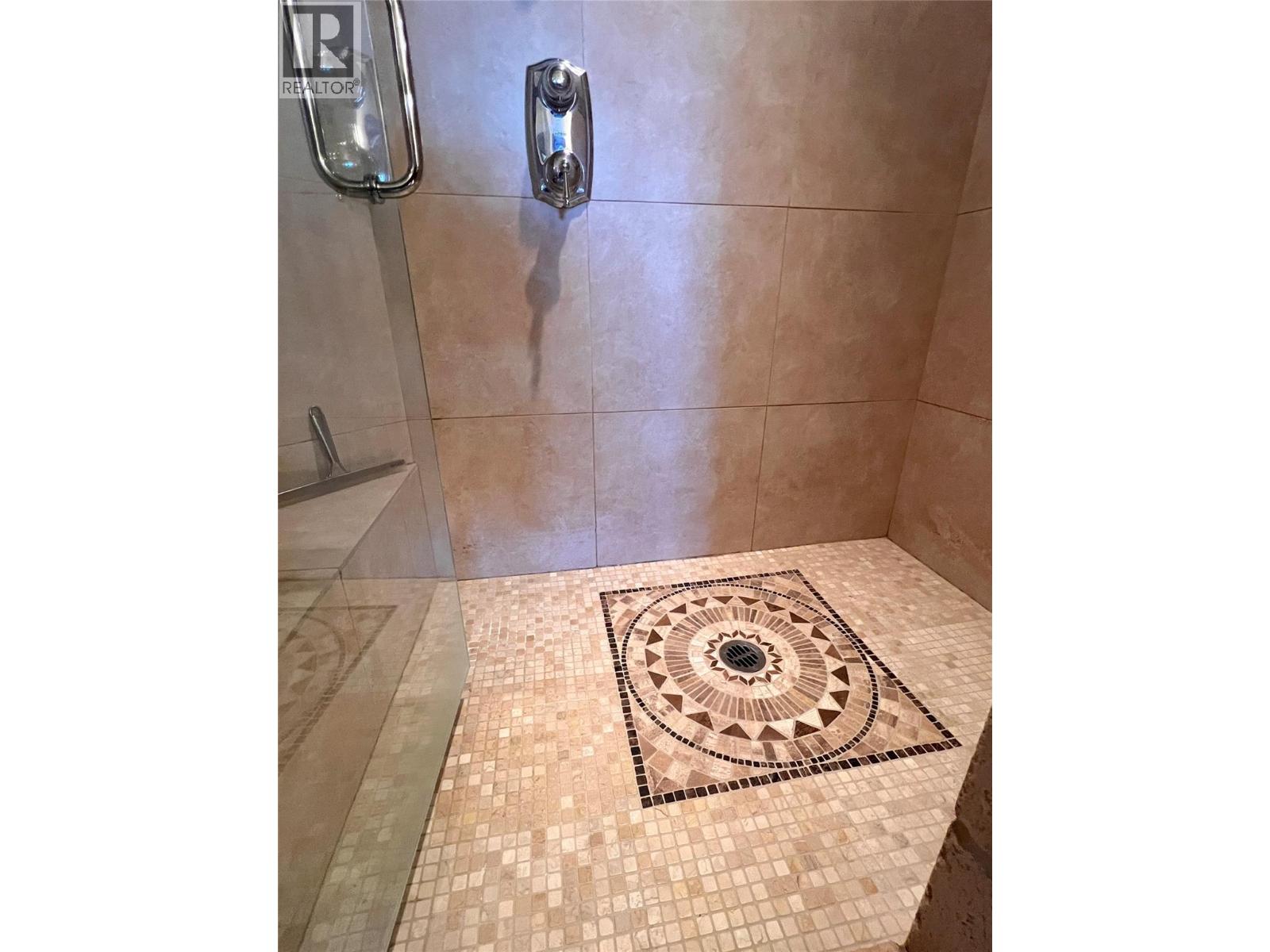 4200 Beach Avenue Unit# 201, Peachland, British Columbia  V0H 1X6 - Photo 34 - 10380737