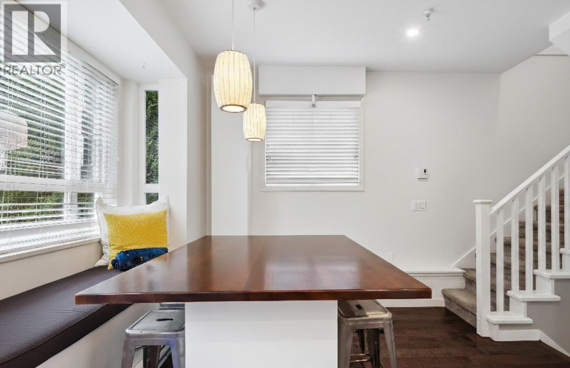 158 W 22nd Street, North Vancouver, British Columbia  V7M 1Z9 - Photo 5 - R3103780