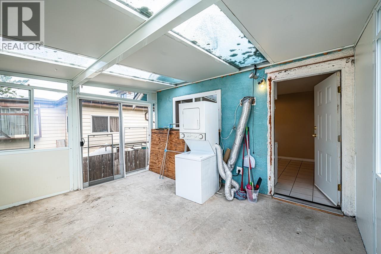 4777 Pender Street, Burnaby, British Columbia  V5C 2N4 - Photo 6 - R3103765