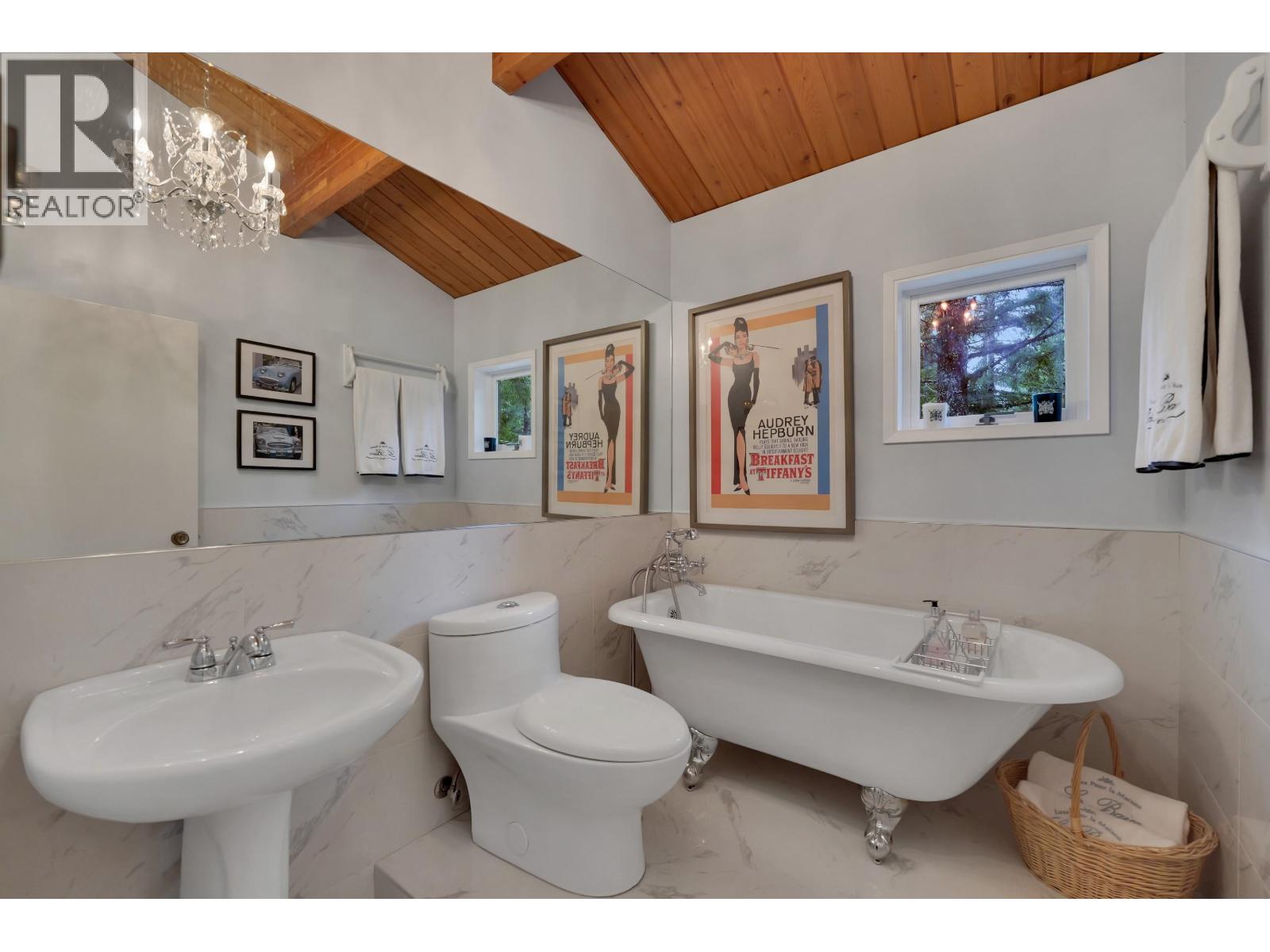 72 Black Tusk Drive, Whistler, British Columbia  V8E 0A1 - Photo 15 - R3103807