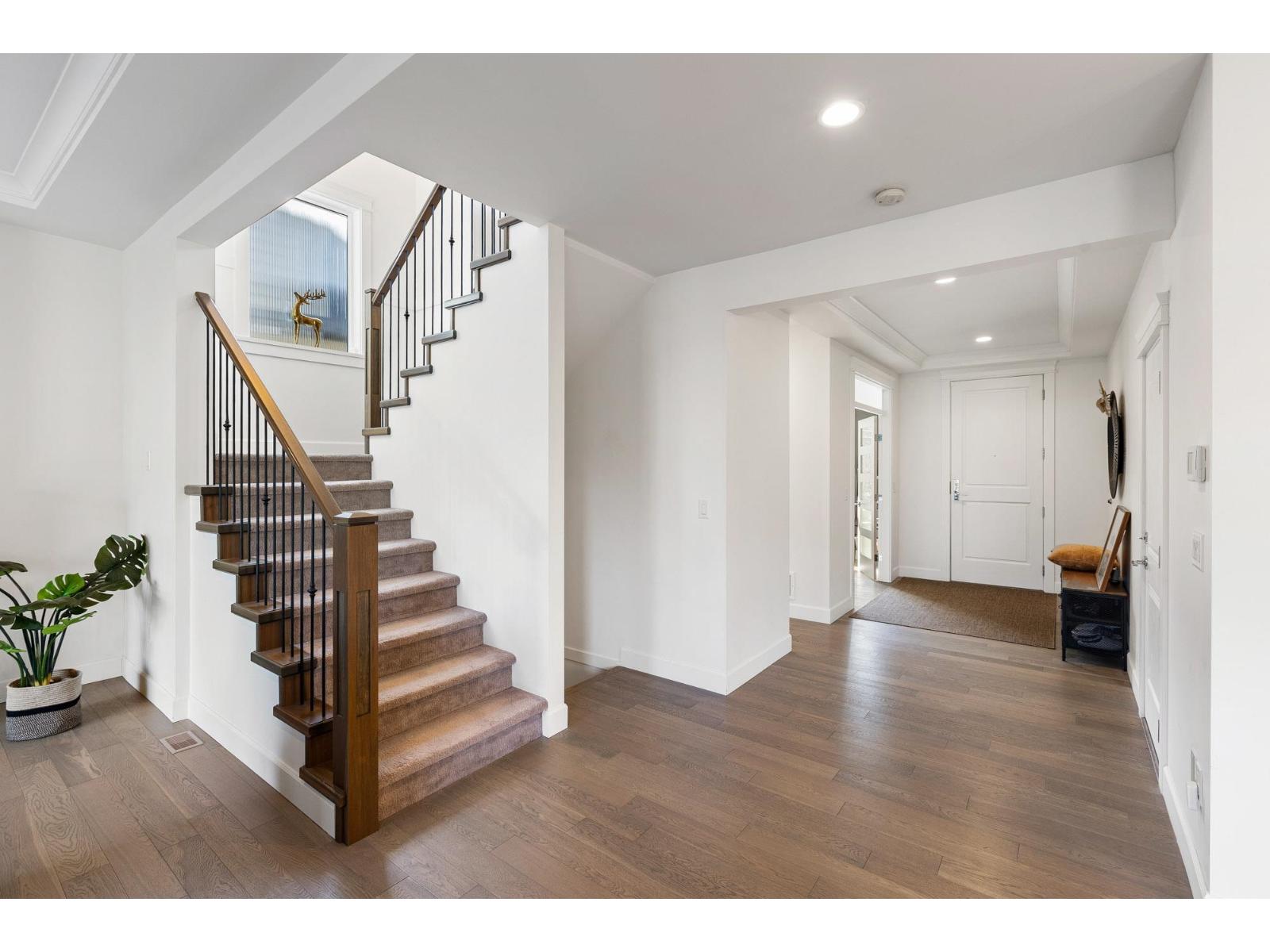 2720 164 Street, Surrey, British Columbia  V3Z 0P3 - Photo 5 - R3103654