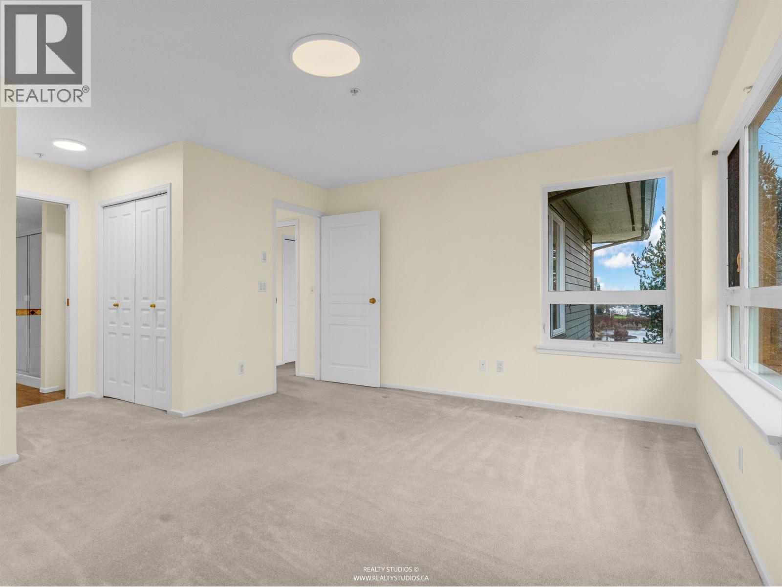 307 5800 Andrews Road, Richmond, British Columbia  V7E 6M2 - Photo 13 - R3085560