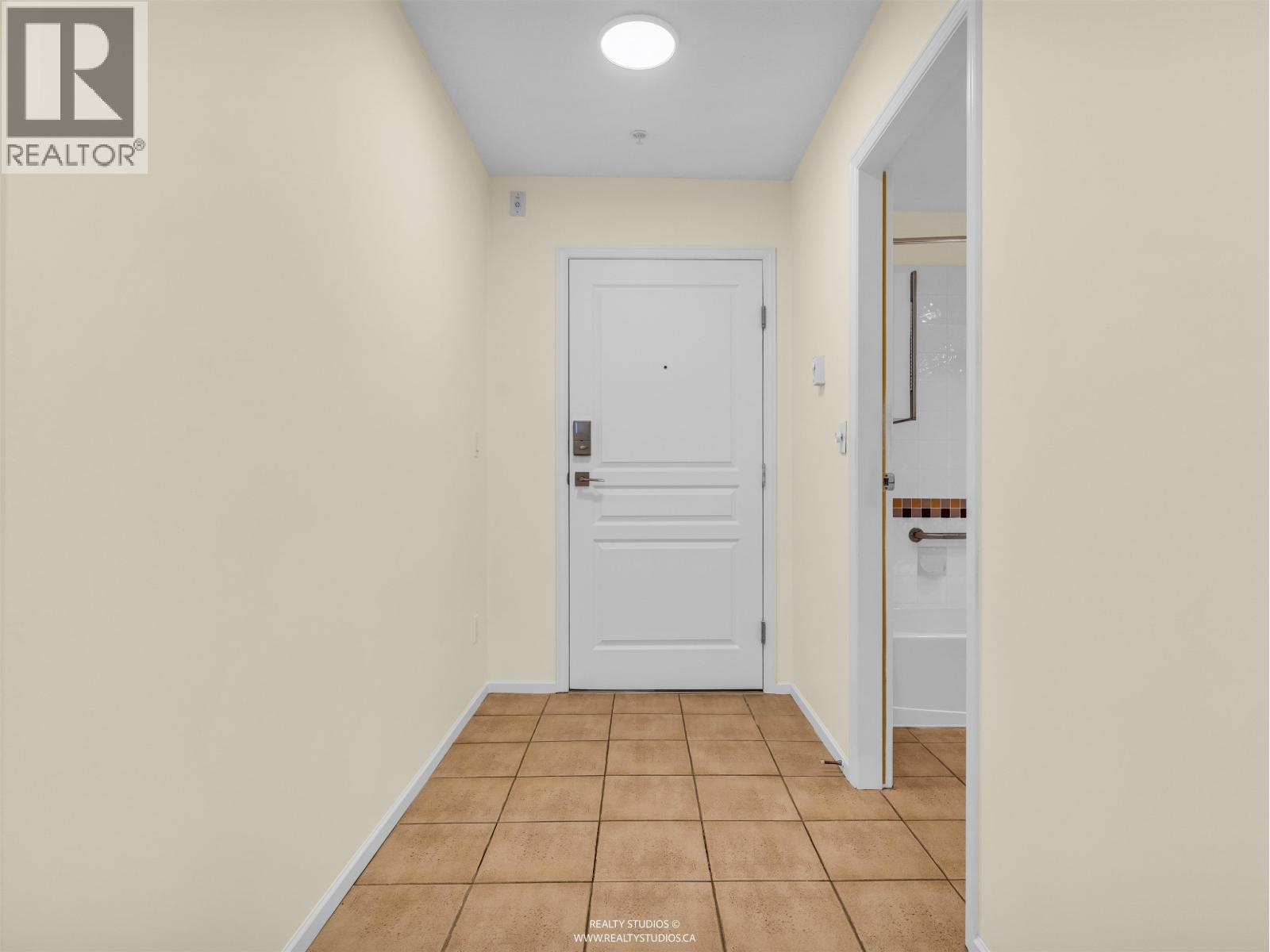 307 5800 Andrews Road, Richmond, British Columbia  V7E 6M2 - Photo 21 - R3085560