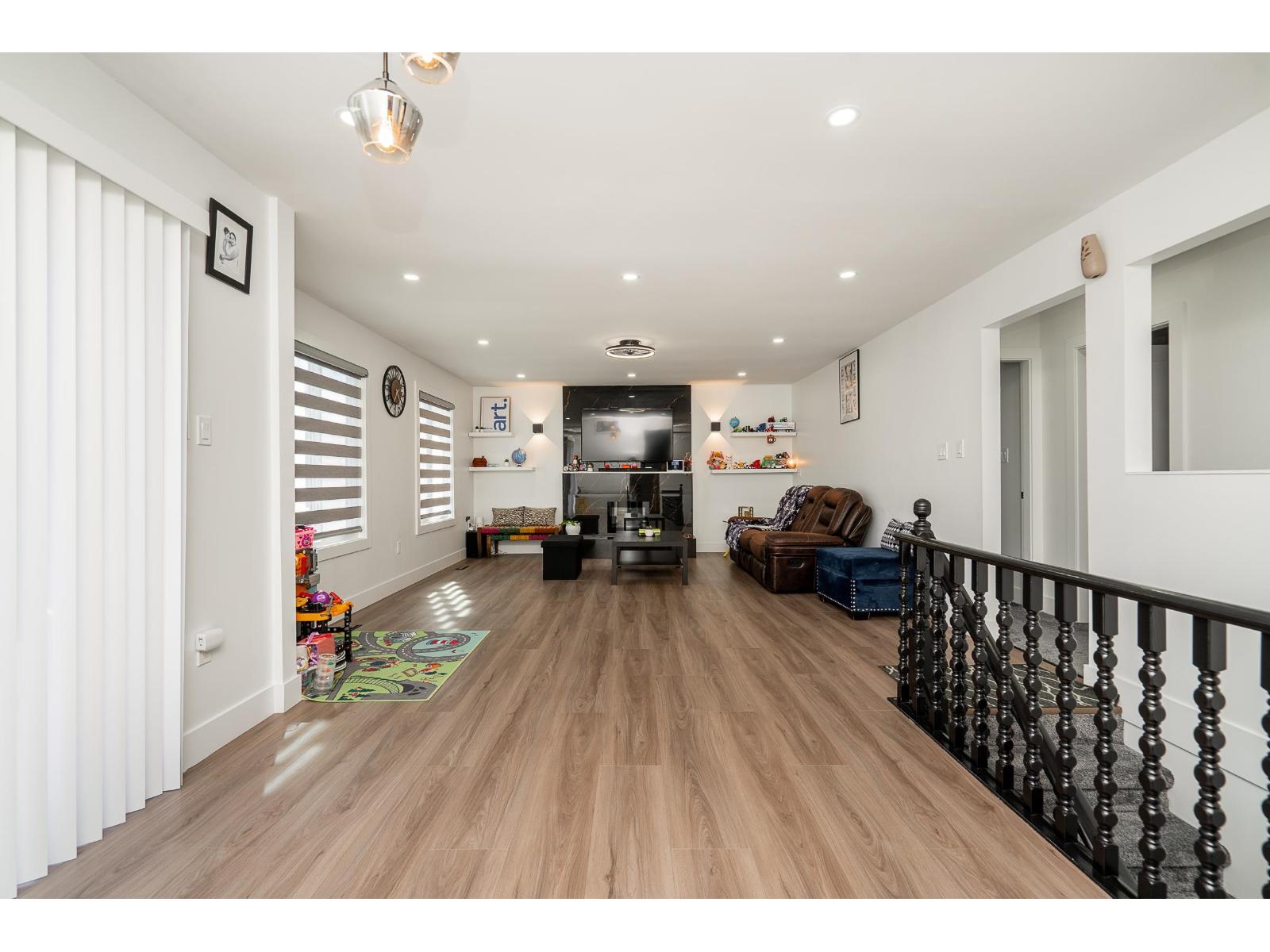 17233 60 Avenue, Surrey, British Columbia  V3S 1T7 - Photo 8 - R3103643