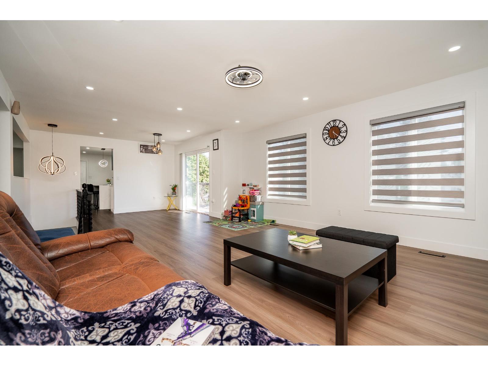 17233 60 Avenue, Surrey, British Columbia  V3S 1T7 - Photo 5 - R3103643