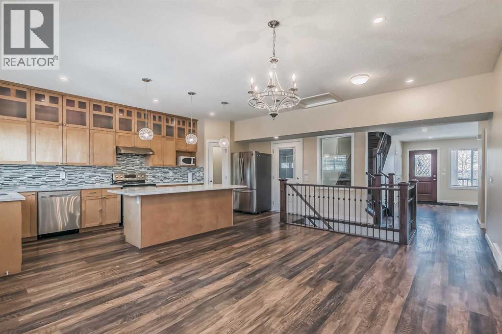 23 Cheltenham Road NW, Calgary, Alberta  T2L 0M4 - Photo 7 - A2283265