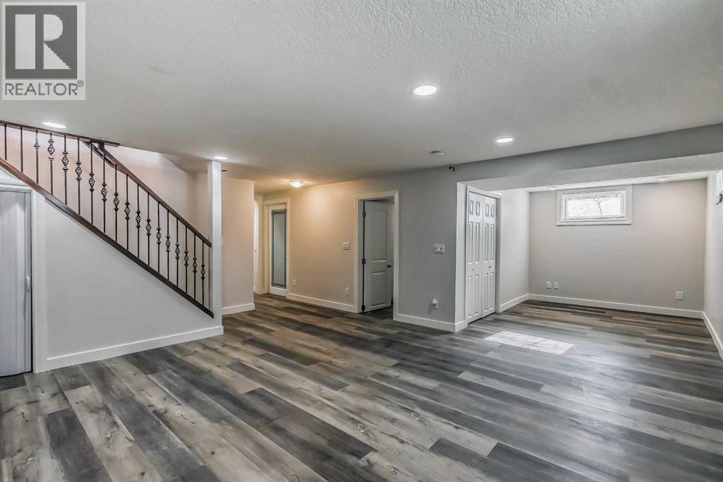 23 Cheltenham Road NW, Calgary, Alberta  T2L 0M4 - Photo 39 - A2283265