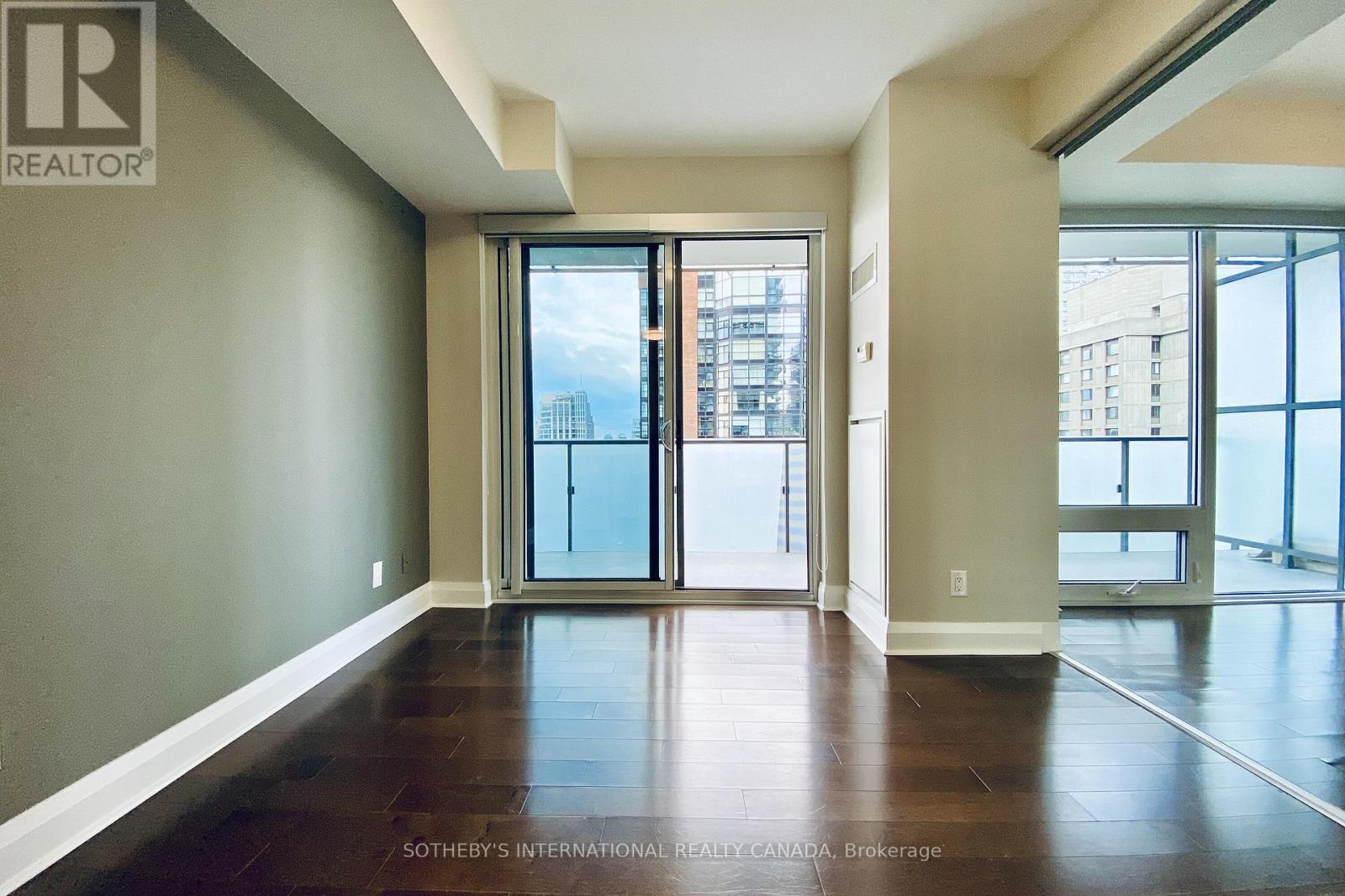 2309 - 1080 Bay Street, Toronto (Bay Street Corridor), Ontario  M5S 0A5 - Photo 4 - C12921824