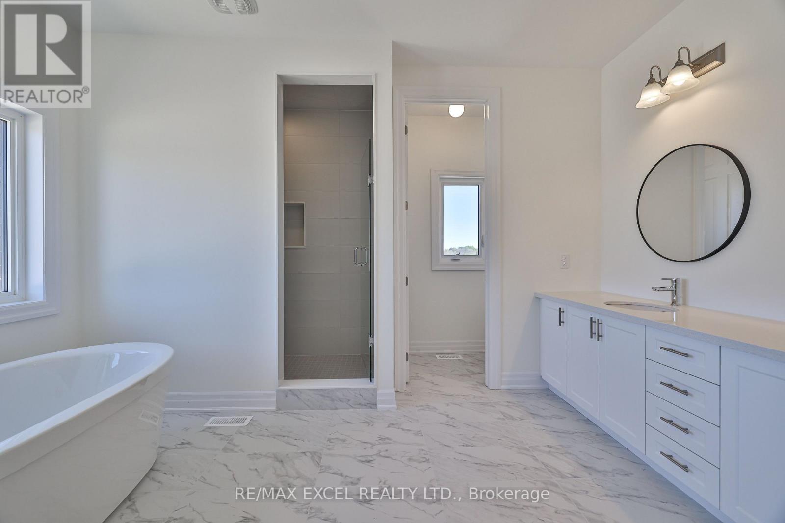 24 Sunny Acre Crescent, King, Ontario L7B 1B6 - Photo 29 - N12921804