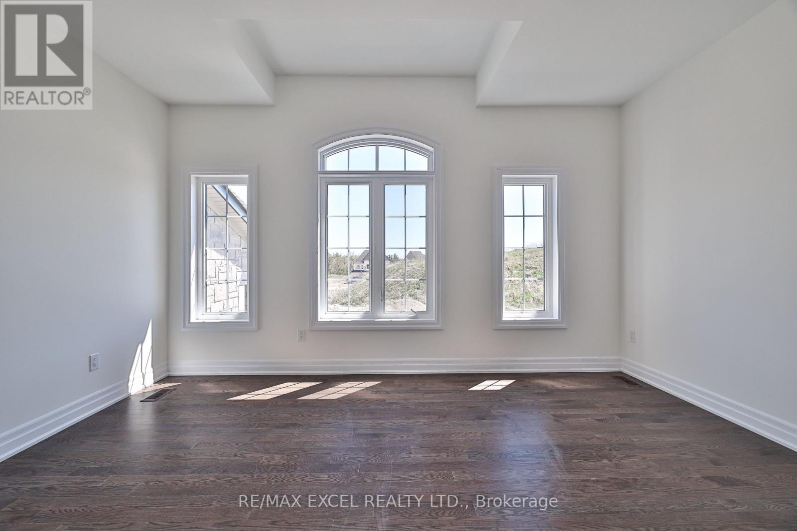 24 Sunny Acre Crescent, King, Ontario L7B 1B6 - Photo 43 - N12921804