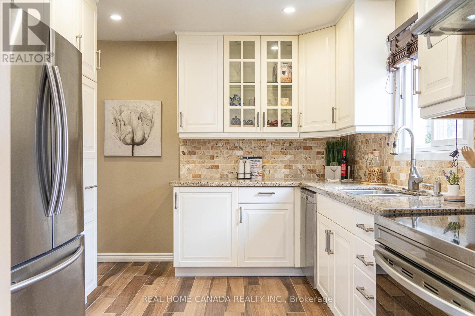 6051 Fullerton Crescent, Mississauga, Ontario L5N 3A3 - Photo 14 - W12917658