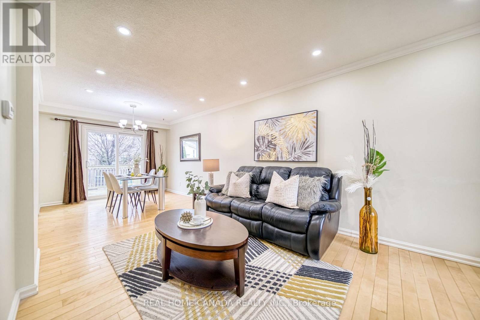 6051 Fullerton Crescent, Mississauga, Ontario L5N 3A3 - Photo 9 - W12917658