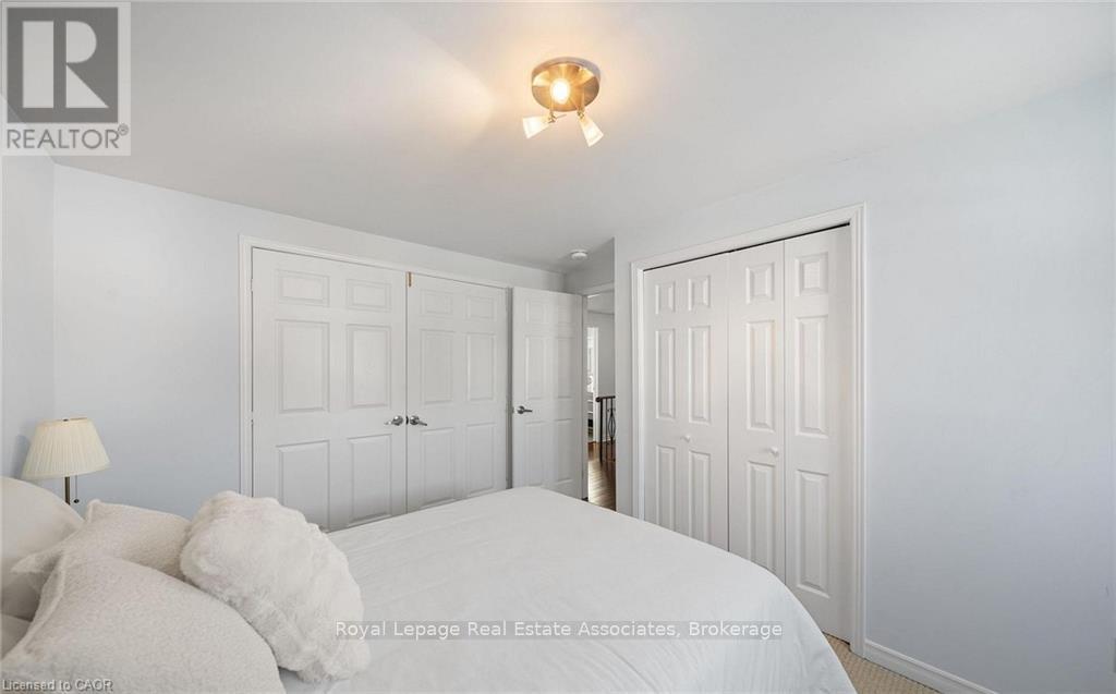 1550 Woodeden Drive, Mississauga, Ontario  L5H 2V3 - Photo 23 - W12921820