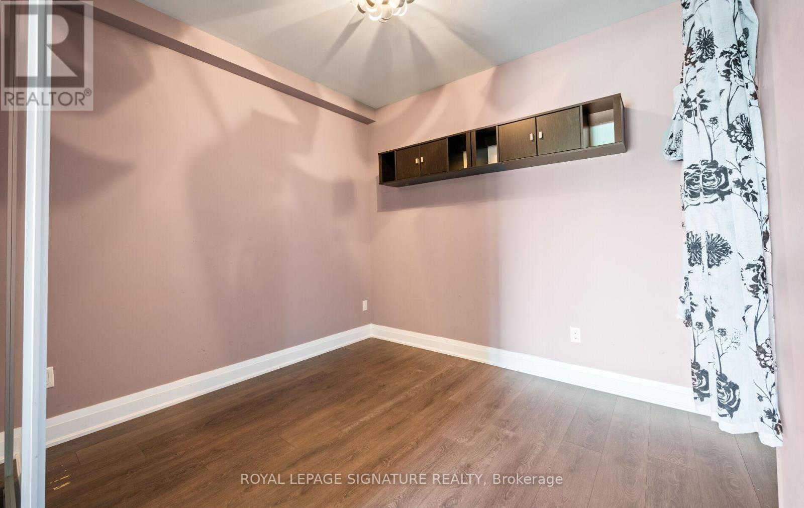 413 - 128 Garden Drive, Oakville, Ontario  L6K 0H7 - Photo 15 - W12921834