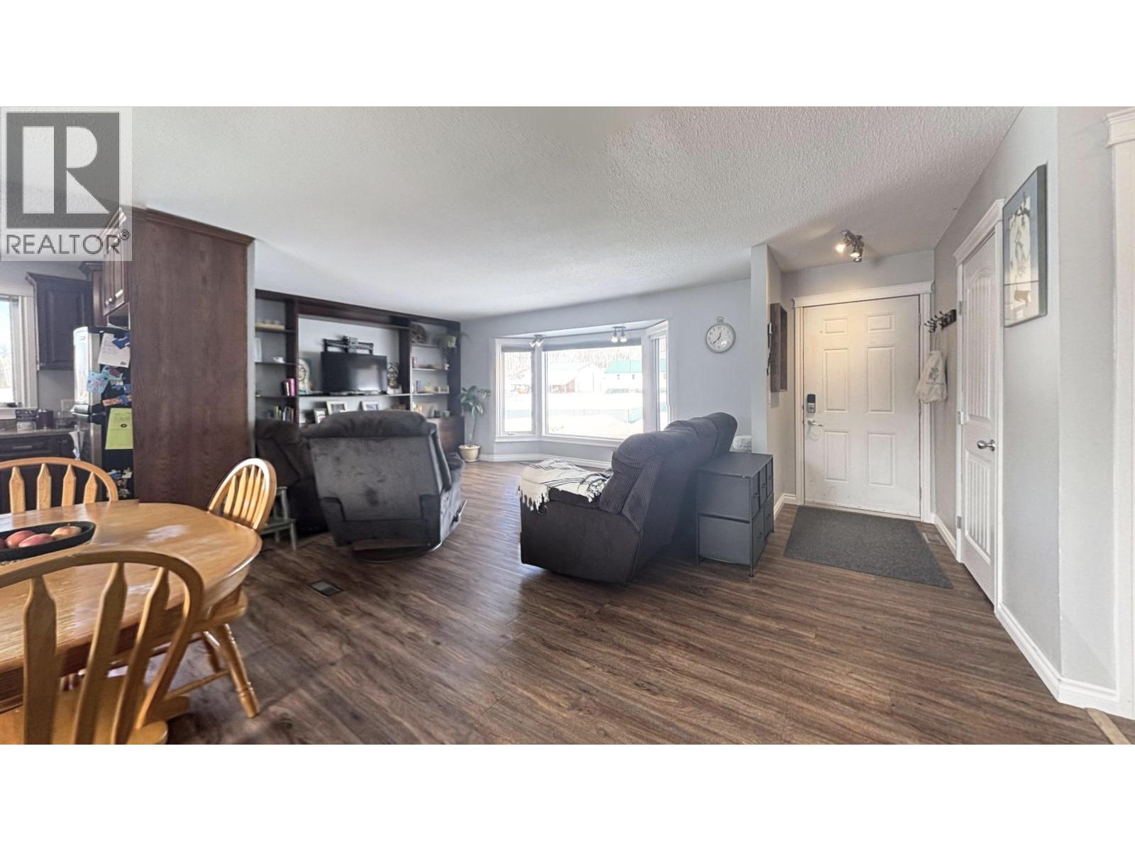 9405 River Drive, Fort St. John, British Columbia  V1J 4M7 - Photo 7 - R3102695