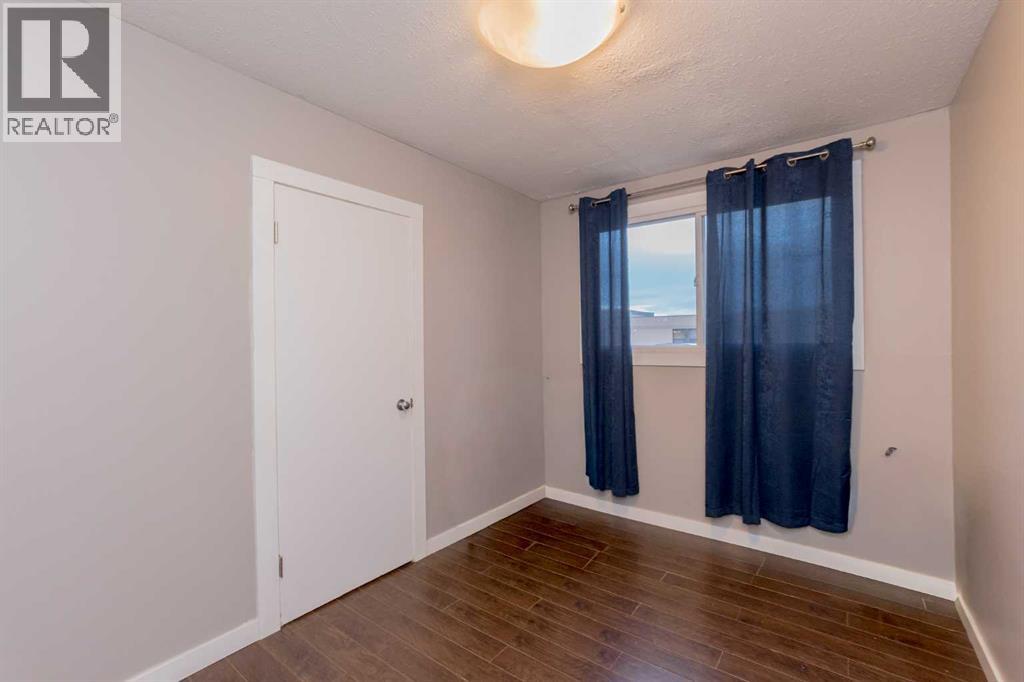 4614 52 Avenue, Valleyview, Alberta T0H 3N0 - Photo 11 - A2272366